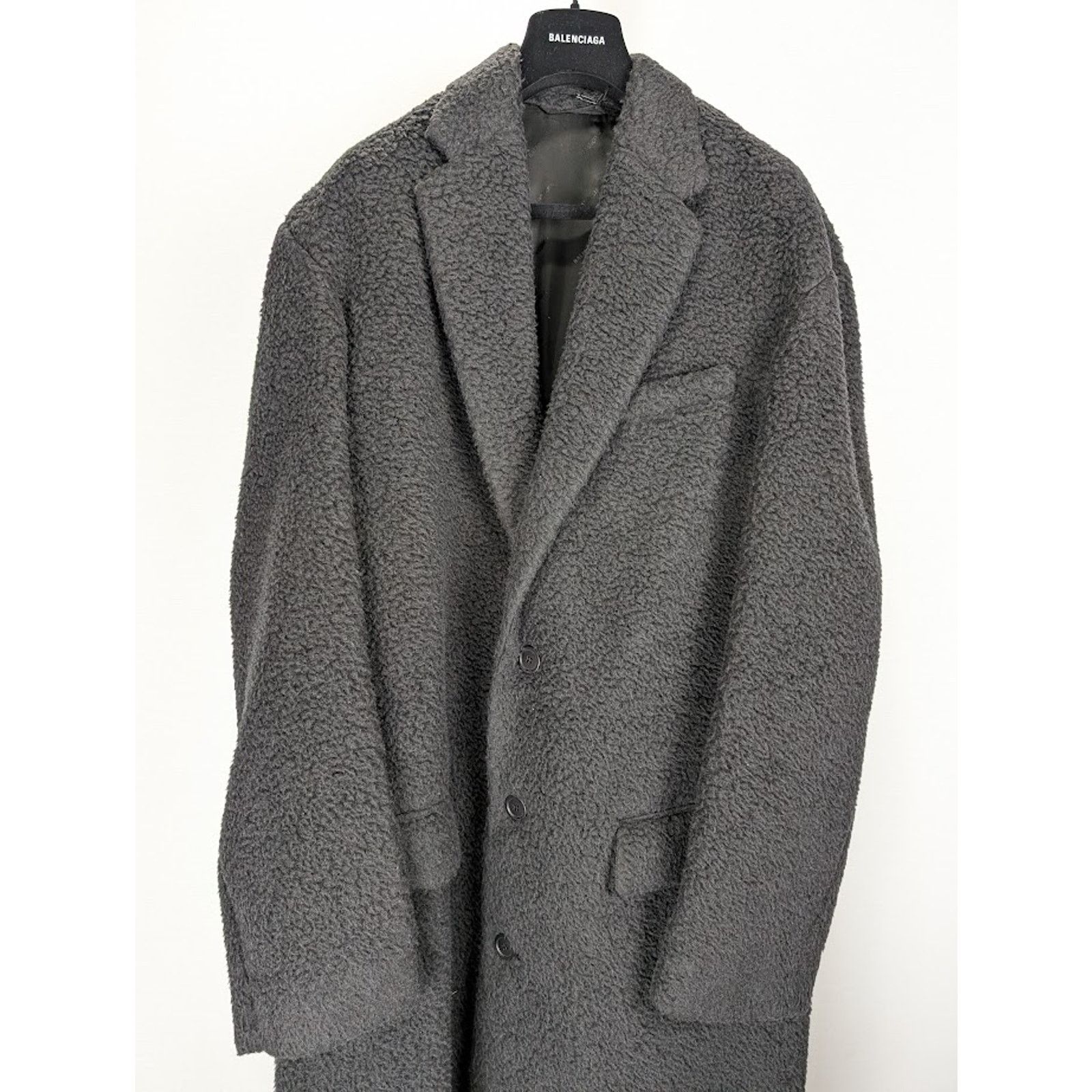 Balenciaga o1rshd1 Boxy Coat Fur in Black Size US XS / EU 42 / 0 - 3 Thumbnail