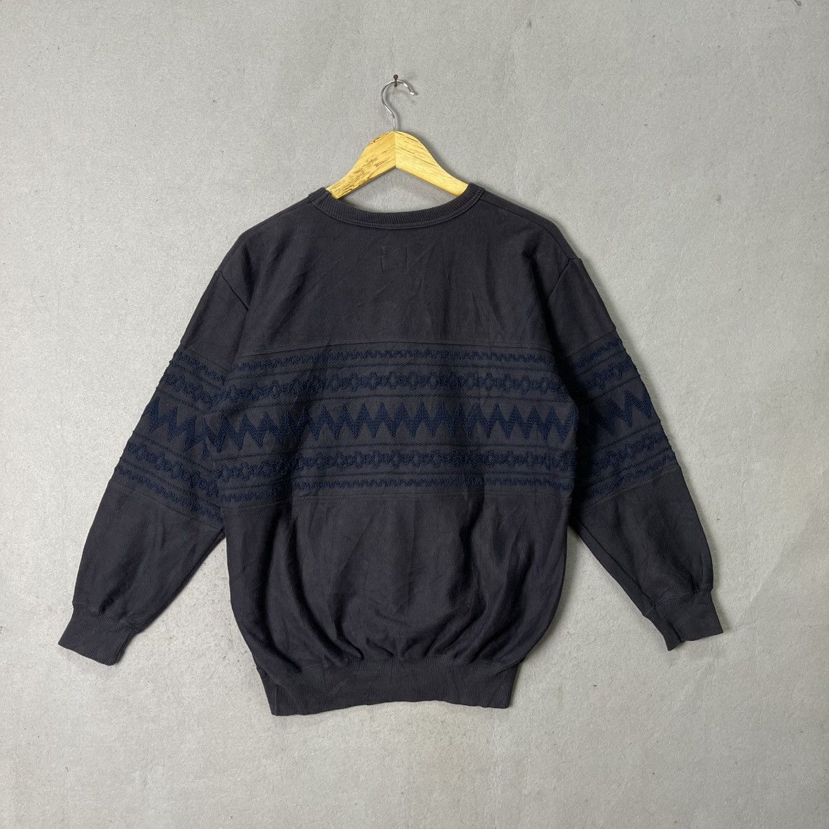 Hai Sporting Gear Vintage HAI Sporting Gear Issey Miyake Patterned Sweatshirt Size US M / EU 48-50 / 2 - 6 Thumbnail