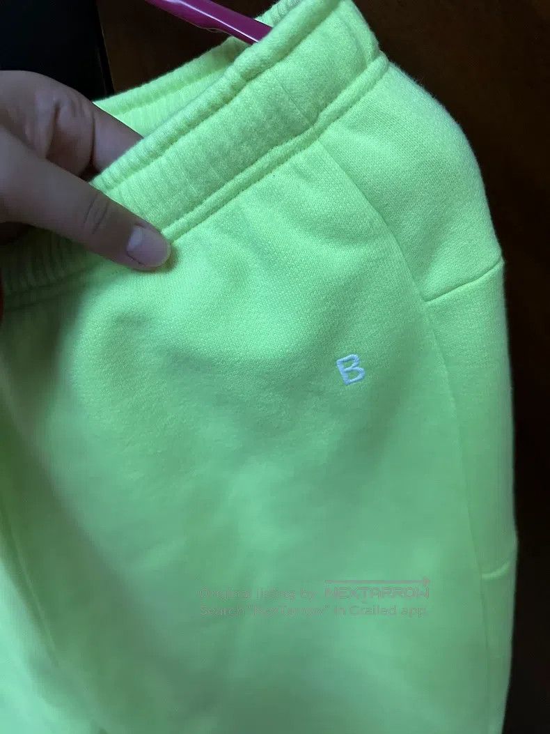Balenciaga Balenciaga size M Loose Fit Men's Sweatpants, Size M, Fluo Size US 27 - 9 Thumbnail