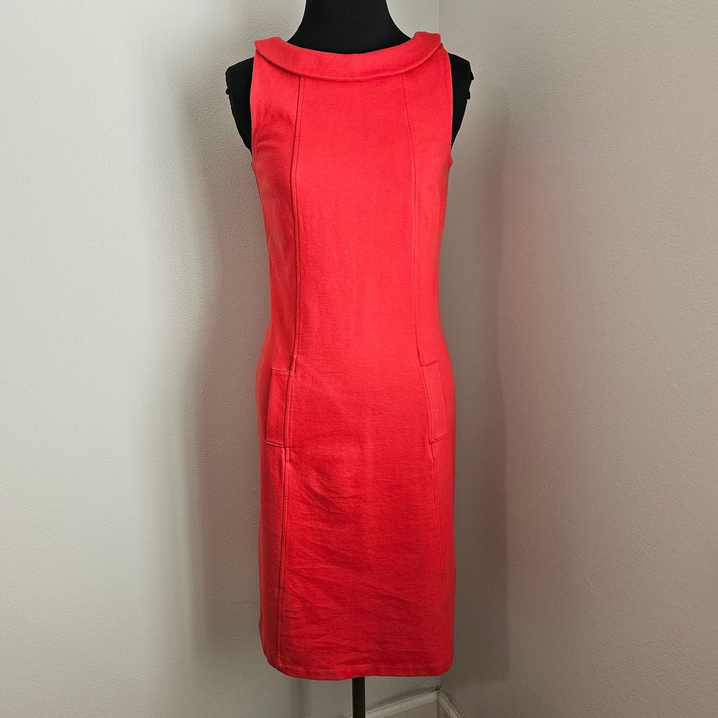 Boden EUC Boden Roma Coral Back Button Shift Dress UK 8L US 4L Size S / US 4 / IT 40 - 2 Thumbnail