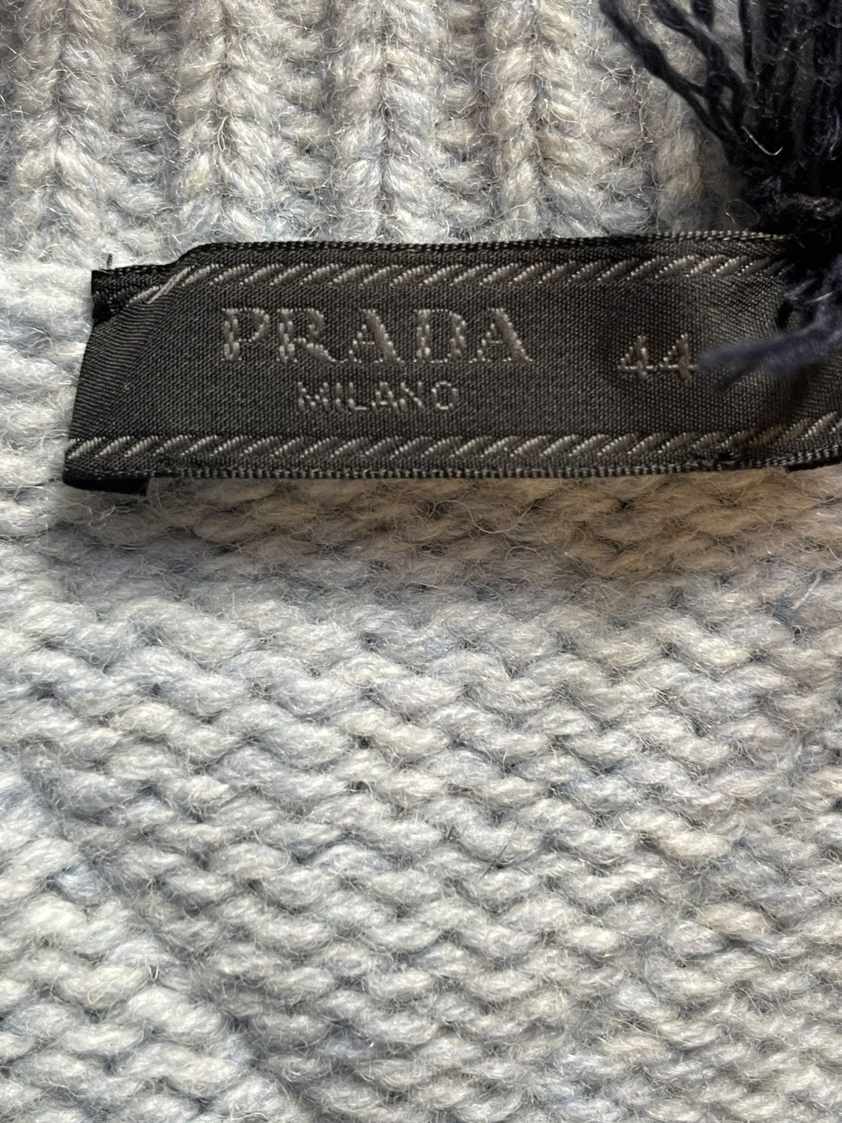 Prada Prada Mens Runway Sapphire Blue V-Neck Sweater Size US S / EU 44-46 / 1 - 9 Thumbnail