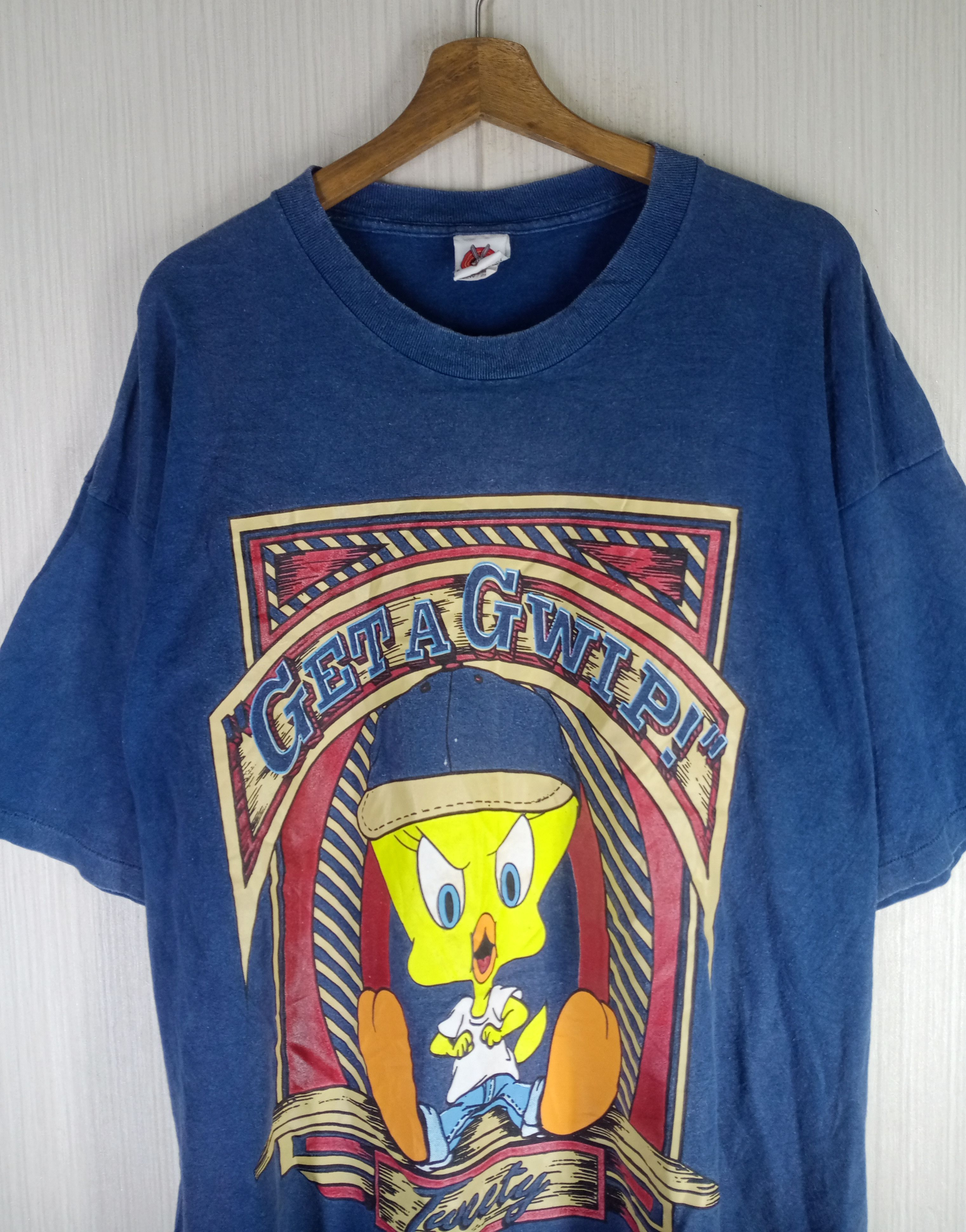 Warner Bros Vintage 1997 Tweety Looney Tunes Characters Tshirt Size US XL / EU 56 / 4 - 6 Thumbnail