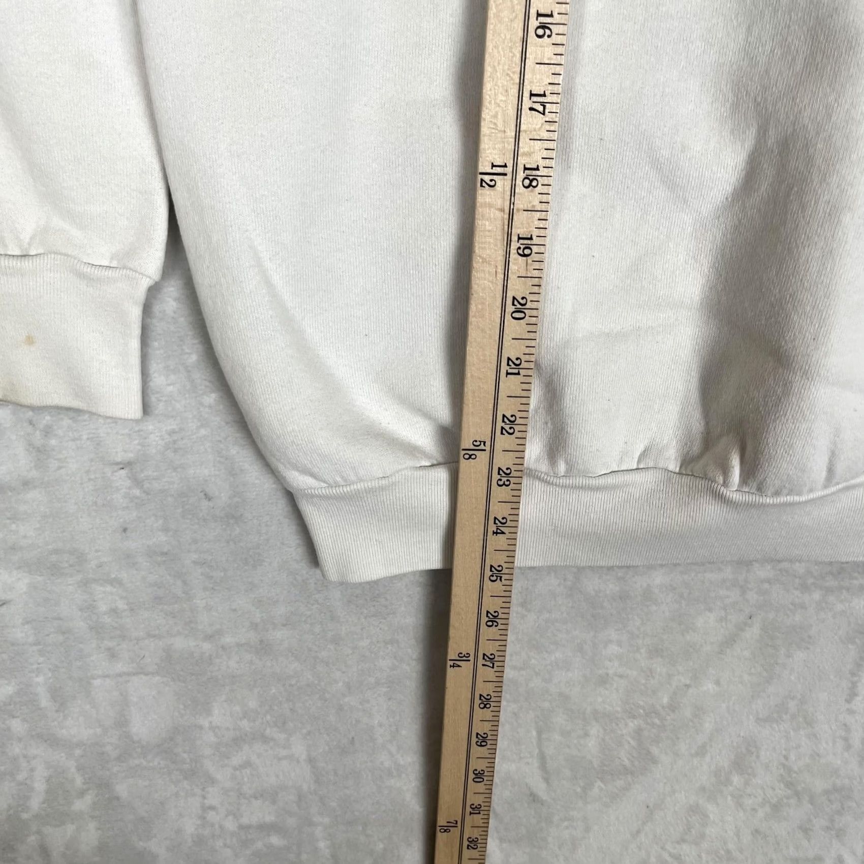 Fruit Of The Loom VINTAGE Fruit of the Loom Sweatshirt Mens M Large White Oyster Pub Daytona Beach 90s Graphic Print Crew Neck Raglan Long Sleeve Size US M / EU 48-50 / 2 - 6 Thumbnail