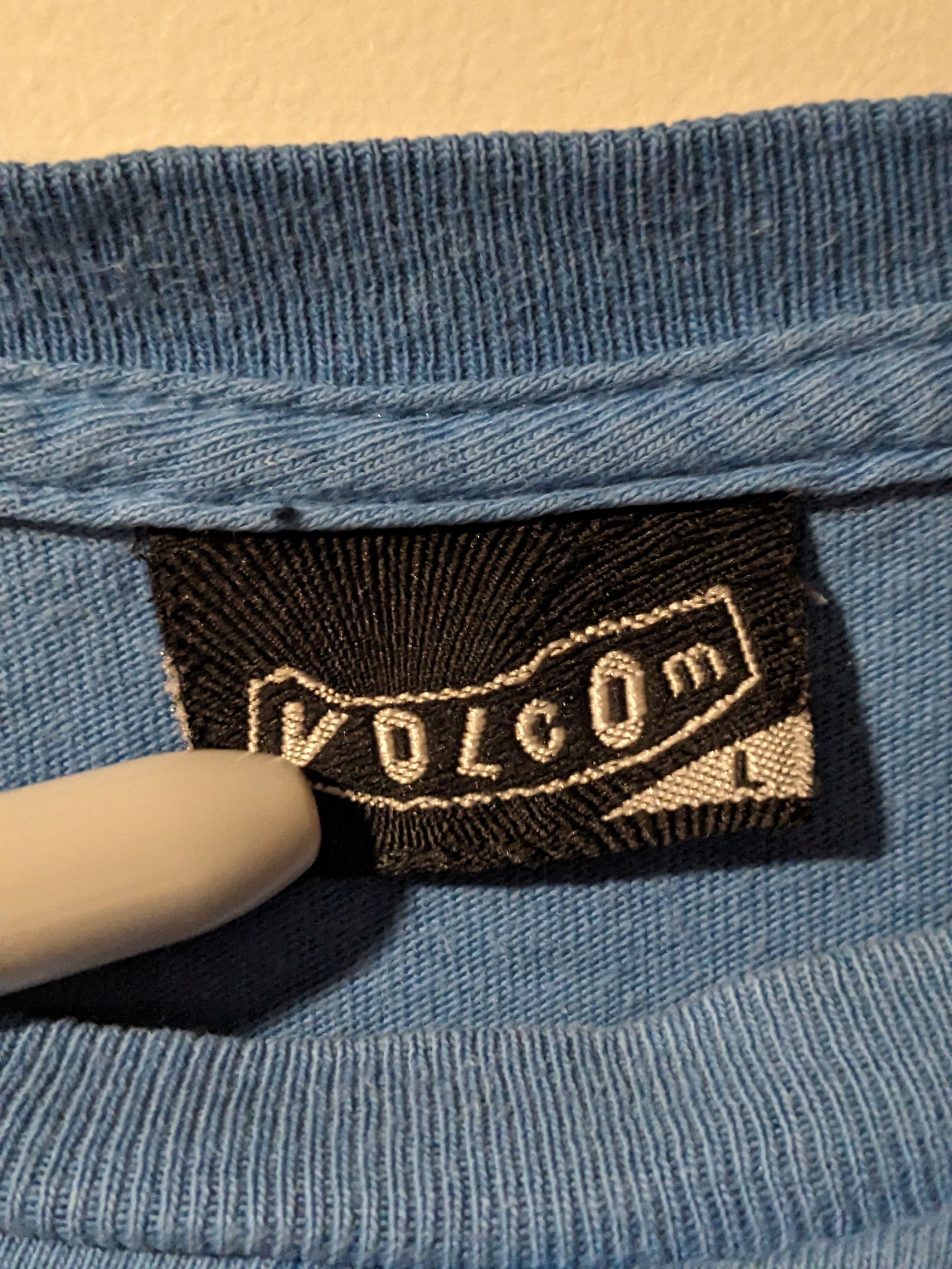 Volcom Vintage Y2K Volcom Triangle Monster Blue Kids Large T-Shirt Size US L / EU 52-54 / 3 - 3 Thumbnail
