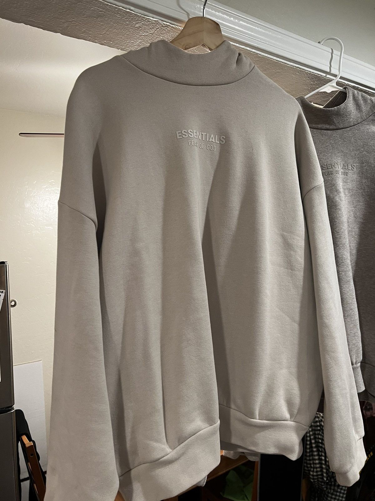 image of Feaor Of God Essentials in Silver Cloud, Men's (Size Large)