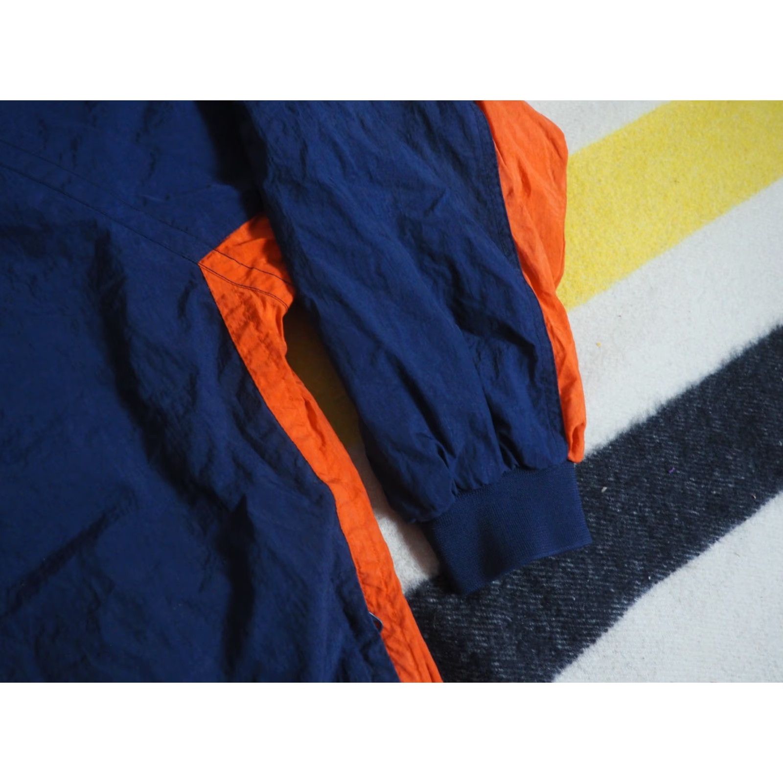 Nike VTG Nike Navy Blue Orange Big Check Swoosh Nylon Pullover Jacket Mens XL Size US XL / EU 56 / 4 - 7 Thumbnail