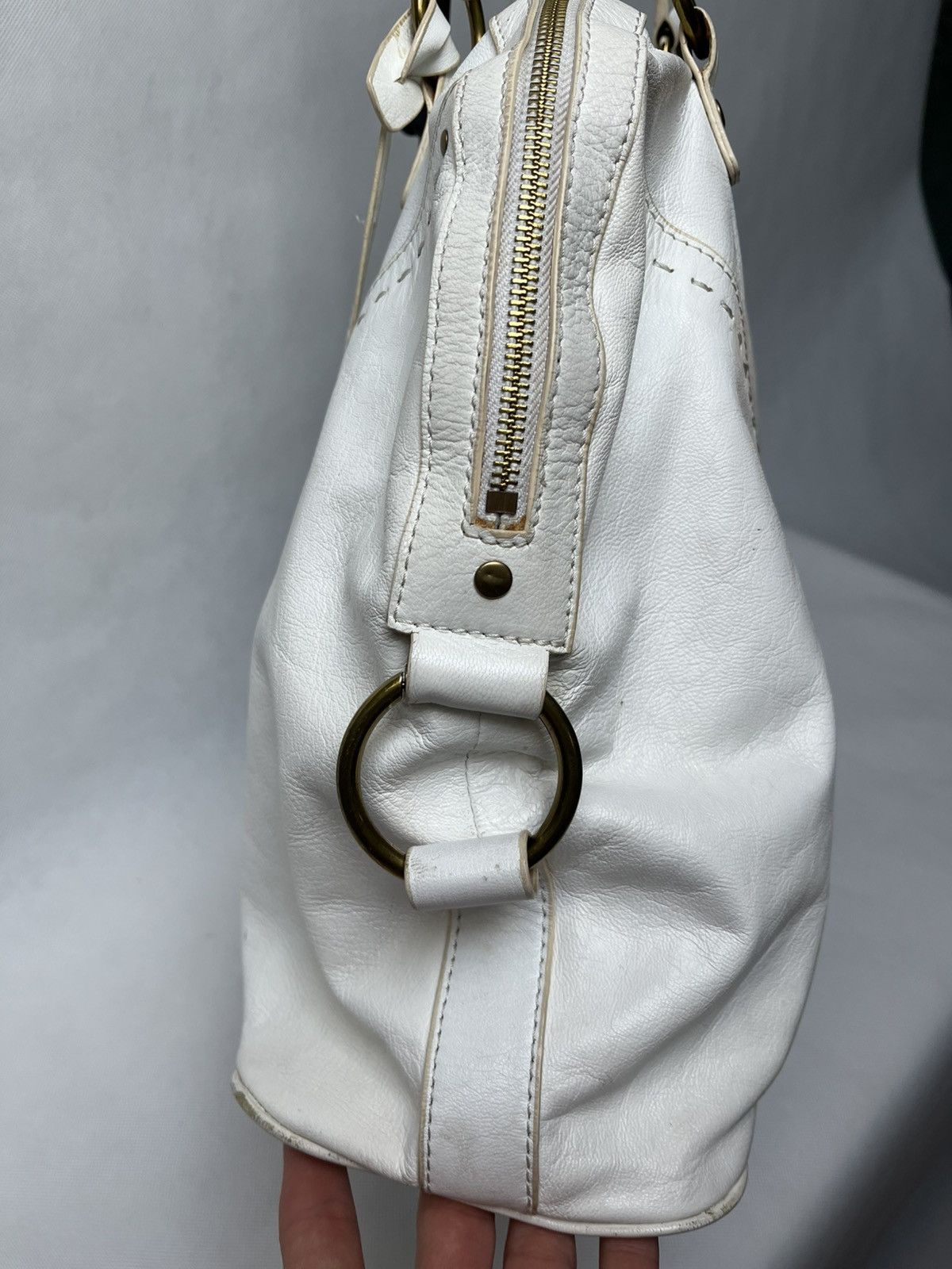 Yves Saint Laurent Yves Saint Laurent rive gauche Muse white leather hand bag Size ONE SIZE - 17 Thumbnail