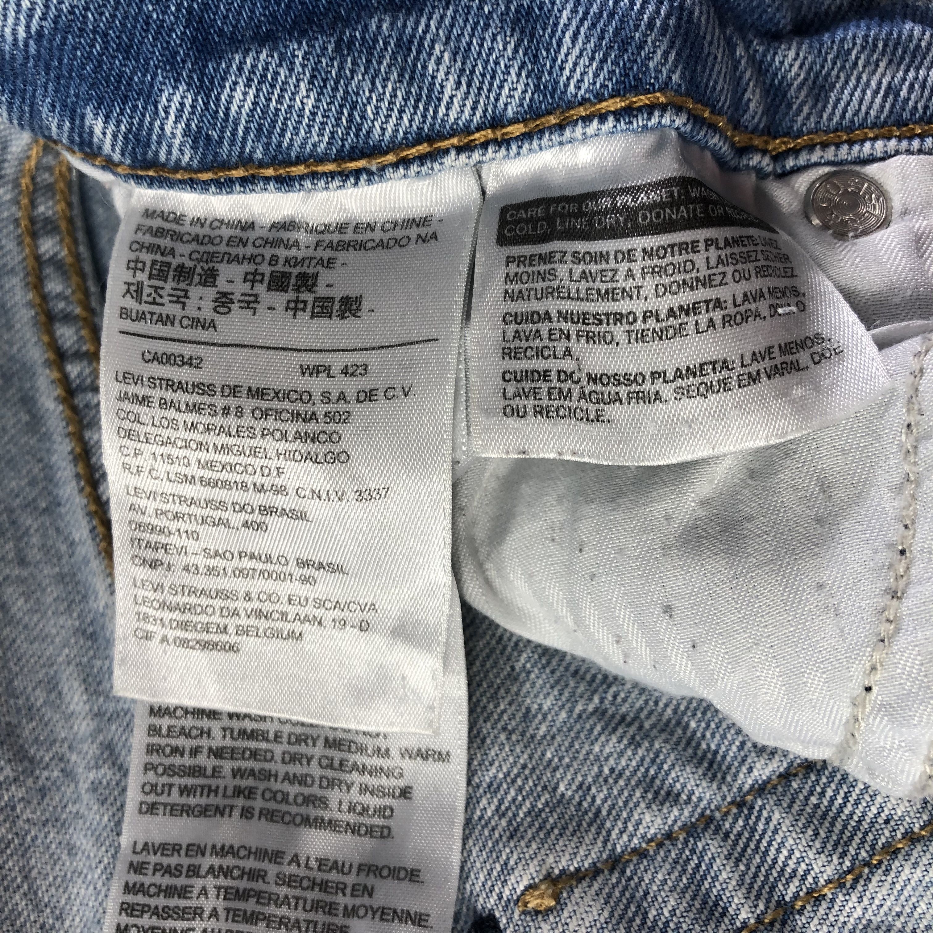 Levi's Vintage Light Wash Levis 501 Jeans-J3711 Size US 28 / EU 44 - 11 Thumbnail