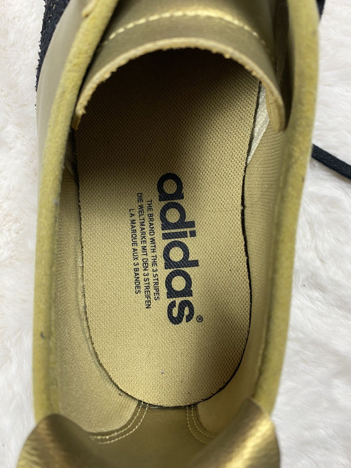 Adidas Rare Adidas Special Gold Edition – Vintage Vibes Only Size US 11 / EU 44 - 12 Thumbnail