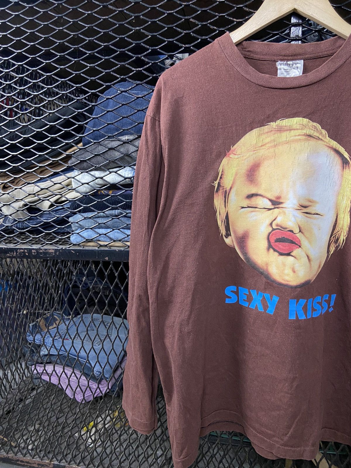 Other × Vintage 🤎SEND OFFER🤎VINTAGE SEXY KISS RARE GRAPHIC Size US L / EU 52-54 / 3 - 2 Thumbnail