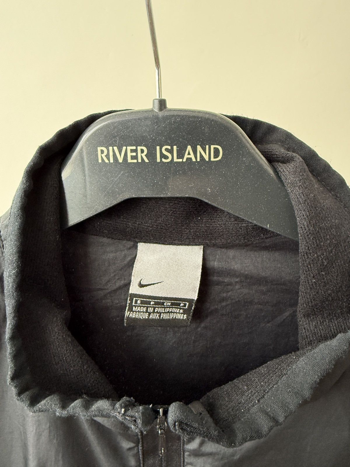 Nike Vintage Nike Black 1/4 Zip Pullover Lightweight Jacket Size US S / EU 44-46 / 1 - 4 Thumbnail
