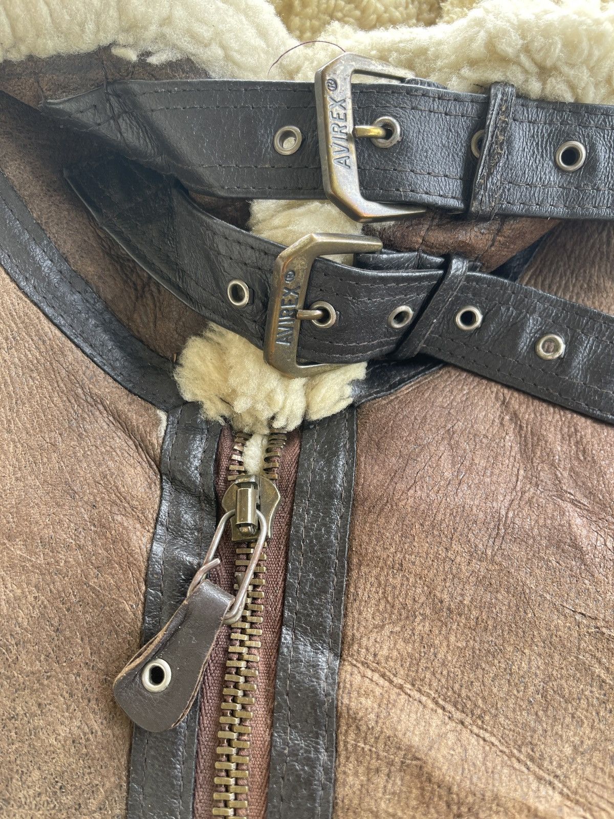 Avirex Avirex Type B-3 Sheepskin Shearling Jacket (size 38) Size US M / EU 48-50 / 2 - 12 Thumbnail