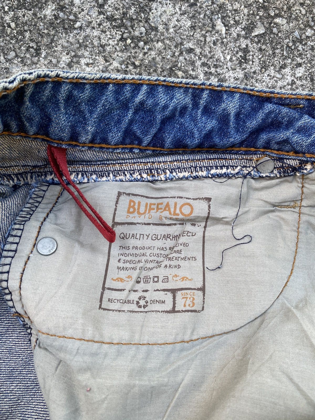 Buffalo David Bitton Buffalo David Bitton Boot Cut Jeans Size US 31 - 20 Thumbnail