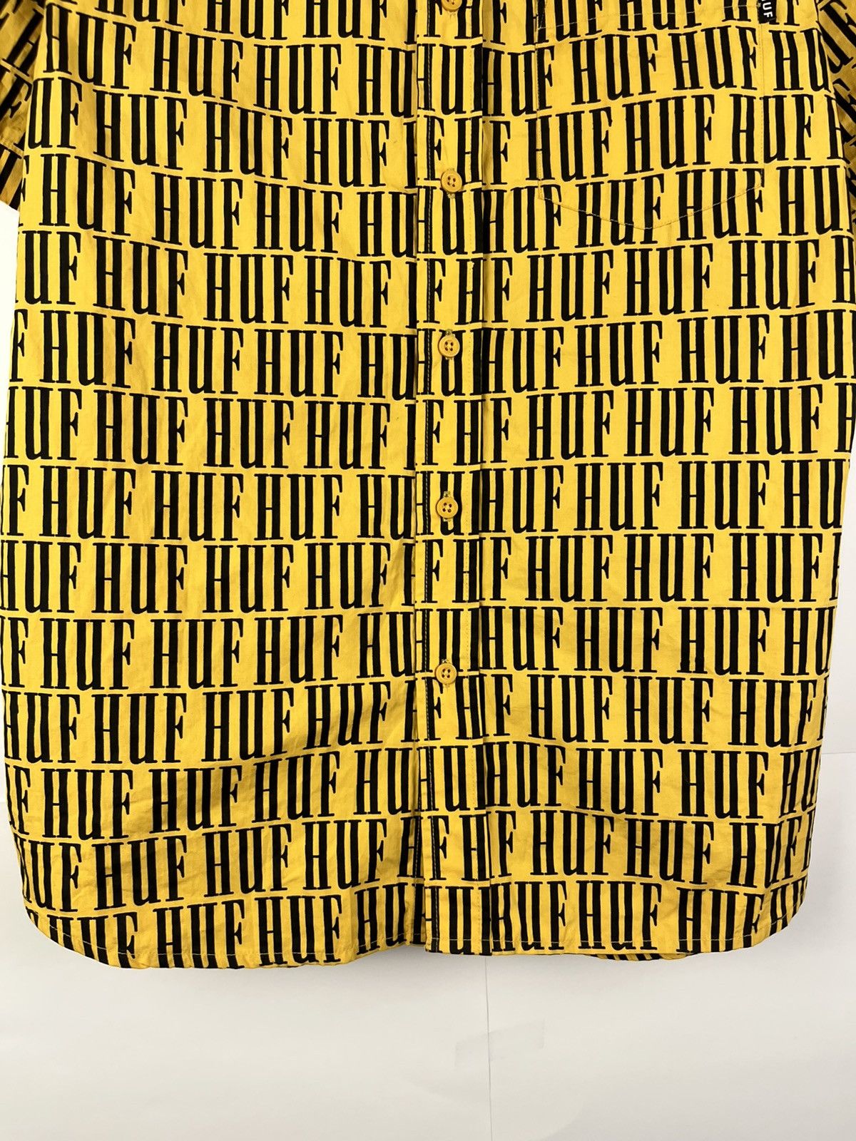 Huf HUF Monogram Cotton Short Sleeve Shirt Button Up Size US M / EU 48-50 / 2 - 4 Thumbnail