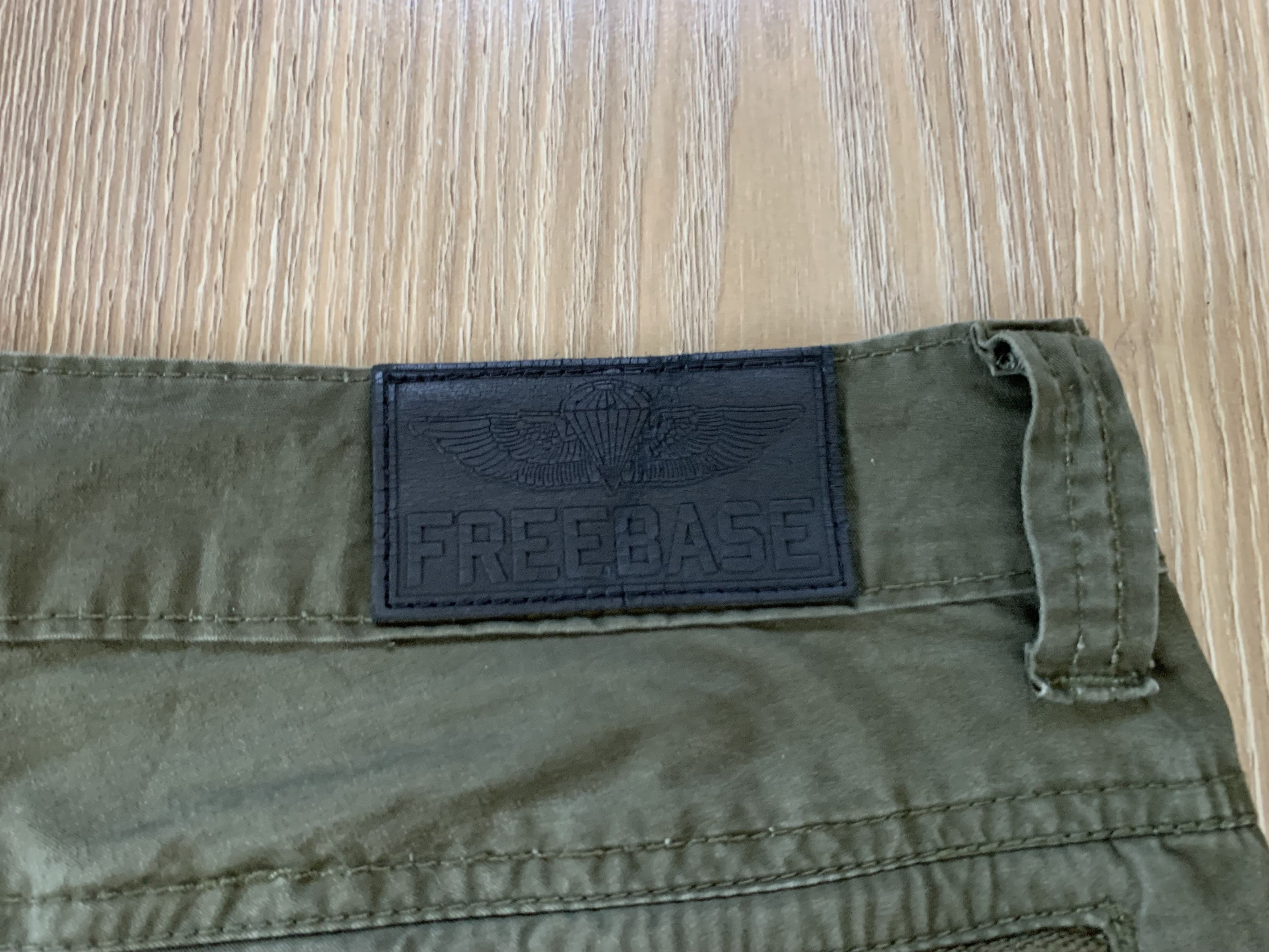 Japanese Brand Freebase Wear Vintage Multi Pocket Khaki Cargo Pants Size US 29 - 9 Thumbnail
