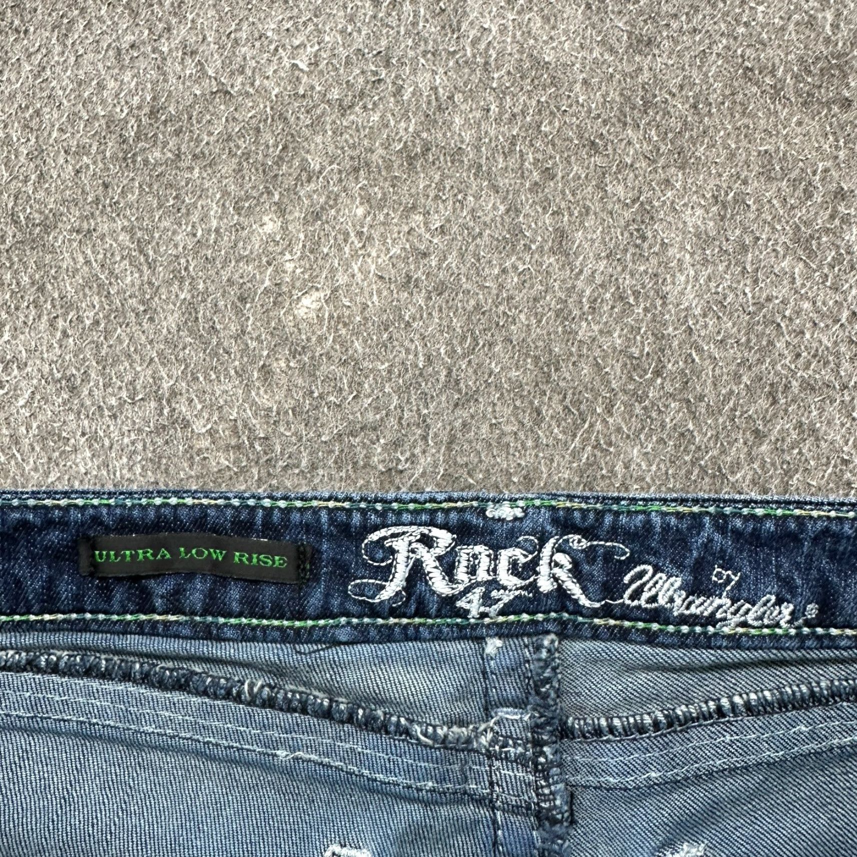 Wrangler Wrangler Rock 47 Jeans Womens 9x34 Bootcut Blue Denim Low Rise Medium Wash 5-Pocket Distressed Rhinestone Embroidered 32 in Waist 34 in Inseam Jeans Size 30" / US 8 / IT 44 - 3 Thumbnail