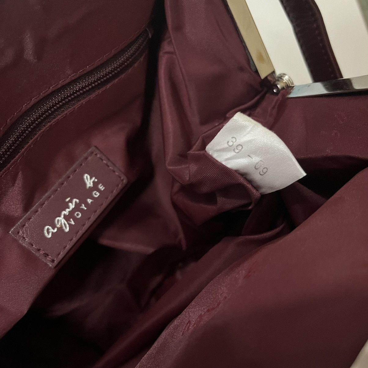 agnes b. Agnes b. Voyage Burgundy Handbag Size ONE SIZE - 9 Thumbnail
