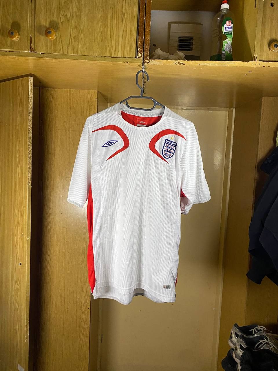 Umbro × Vintage 🏴 England National Team Home Jersey White / Red Trim Size US L / EU 52-54 / 3 - 1 Thumbnail