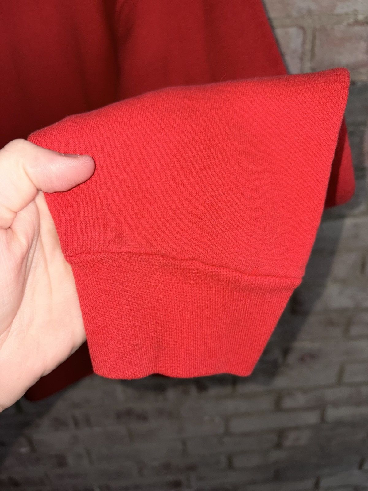 Fruit Of The Loom Vintage 90s Bootleg GUCCI Red Crewneck Sweatshirt Size US XL / EU 56 / 4 - 8 Thumbnail