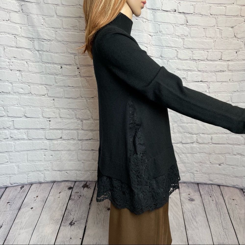 Kate Spade New Broome Street Kate Spade Pearl Turtleneck Lace Sweater Size XXS / US 00 / IT 34 - 3 Thumbnail