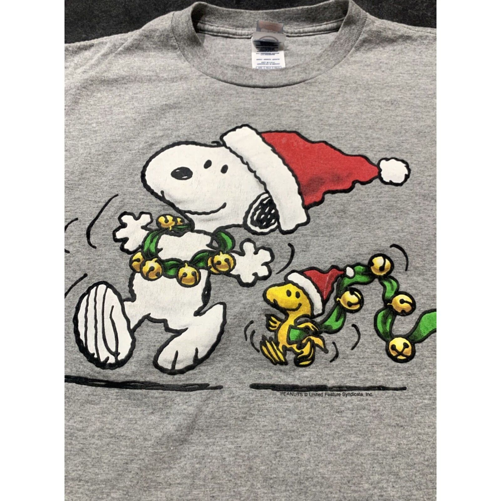 Peanuts Peanuts Snoopy Rockin Holiday Christmas T-Shirt Gray Men Large Size US L / EU 52-54 / 3 - 3 Thumbnail