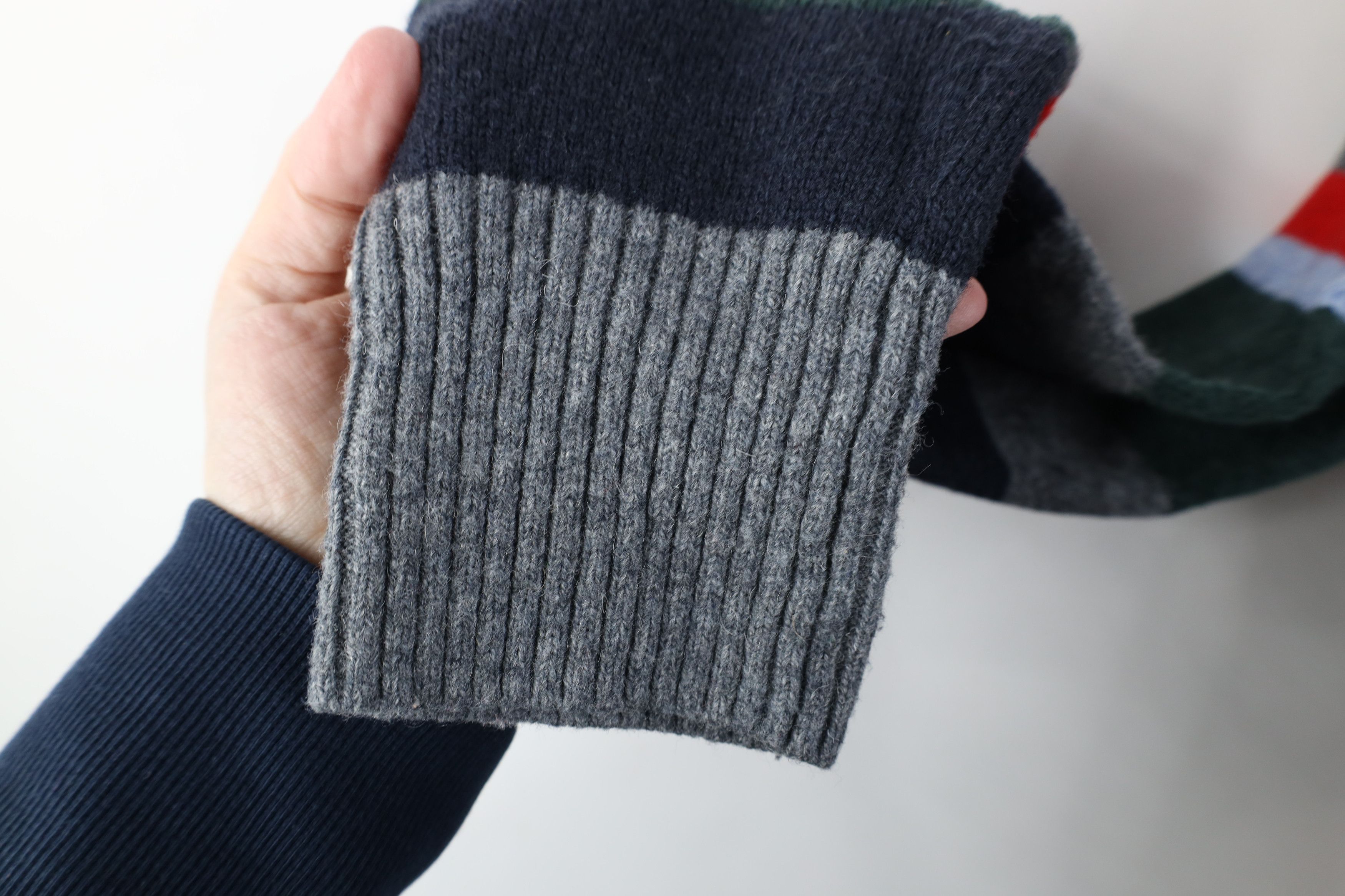 American Eagle Outfitters Vintage Y2K American Eagle Outfitters Wool Knit Sweater Size US L / EU 52-54 / 3 - 8 Thumbnail
