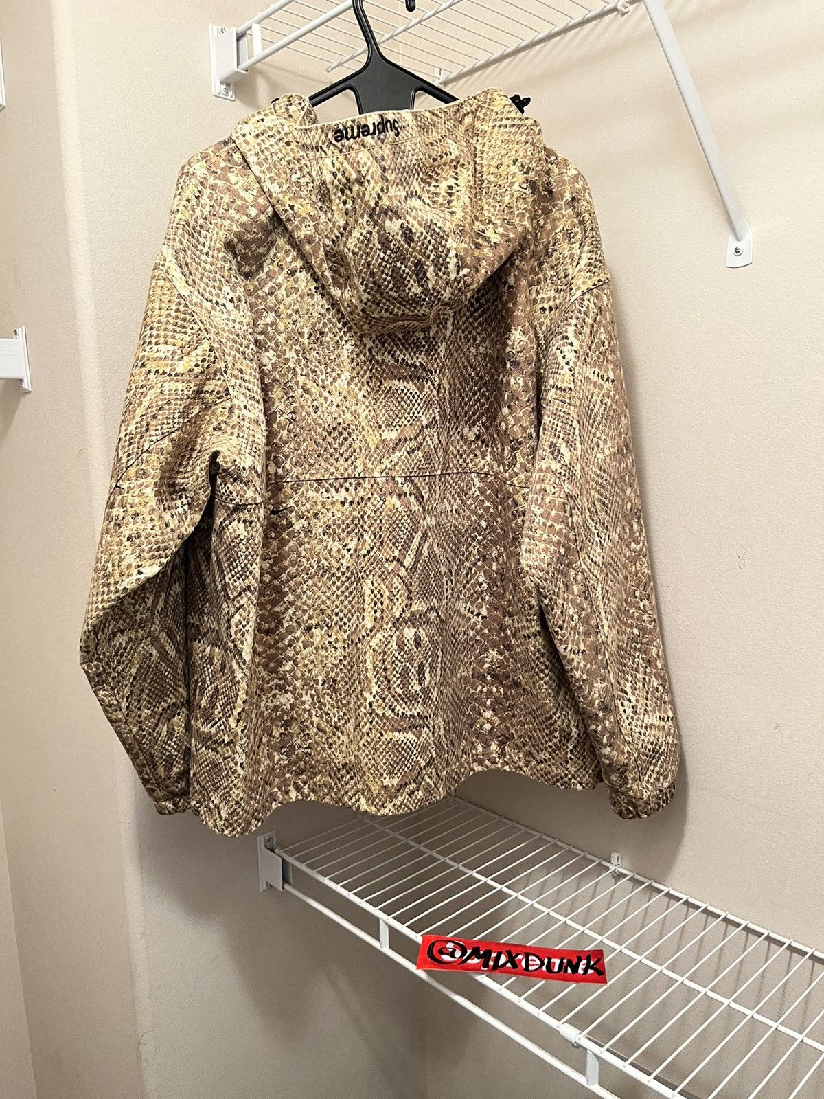 Nike ACG × Supreme Supreme x Nike ACG Snakeskin Denim Pullover Jacket FW22 Size US L / EU 52-54 / 3 - 4 Thumbnail