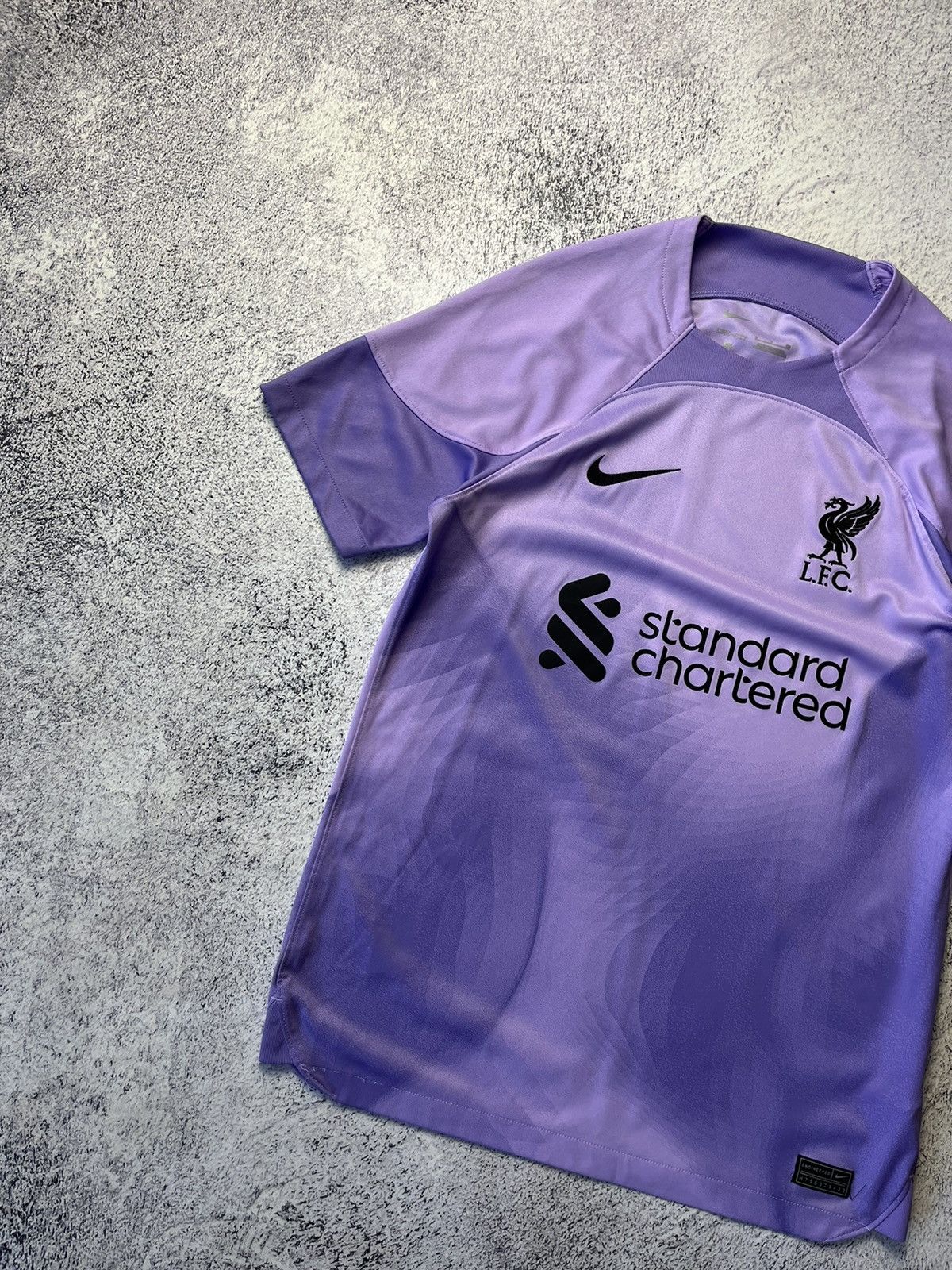 Vintage Nike Liverpool Set Goalkeeper Uniform 2022/23 Men's Size US M / EU 48-50 / 2 - 15 Thumbnail