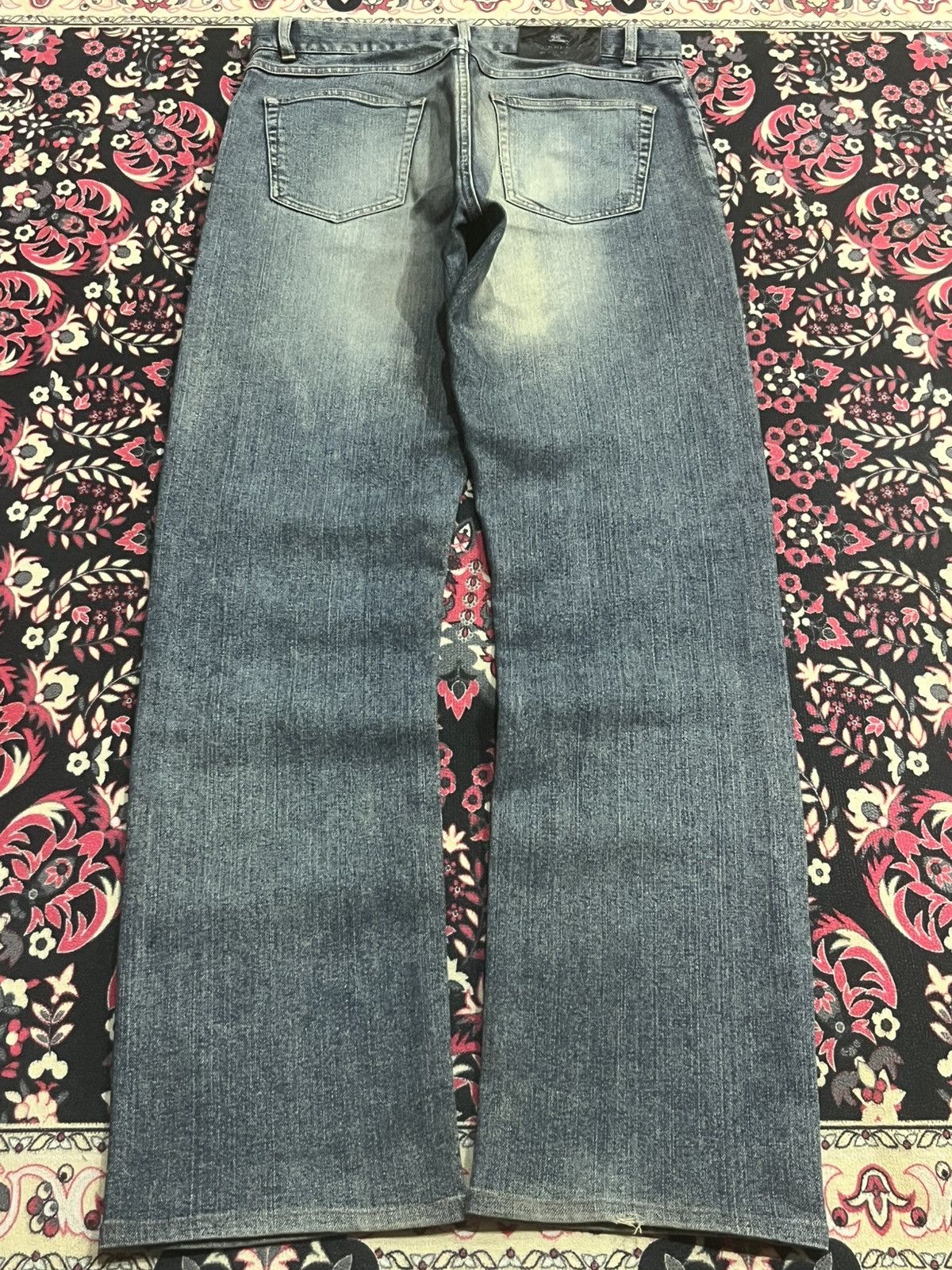 Burberry Vintage Burberry Black Label Blue Faded Washed Straight Jean Size US 30 / EU 46 - 2 Thumbnail