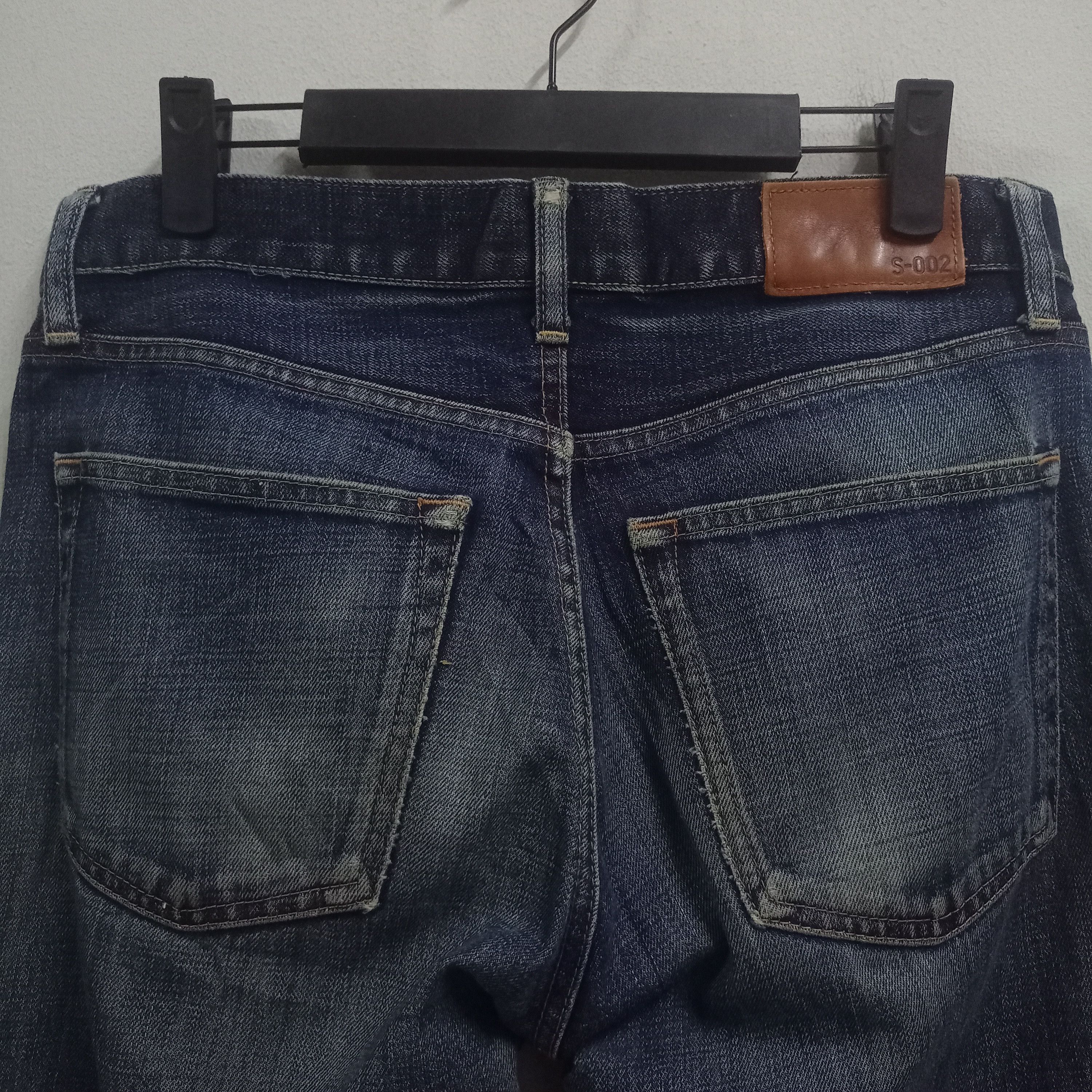 Japanese Brand × Uniqlo Vintage Japanese Uniqlo Mud Wash Distressed Loose Jeans Size US 31 - 7 Thumbnail