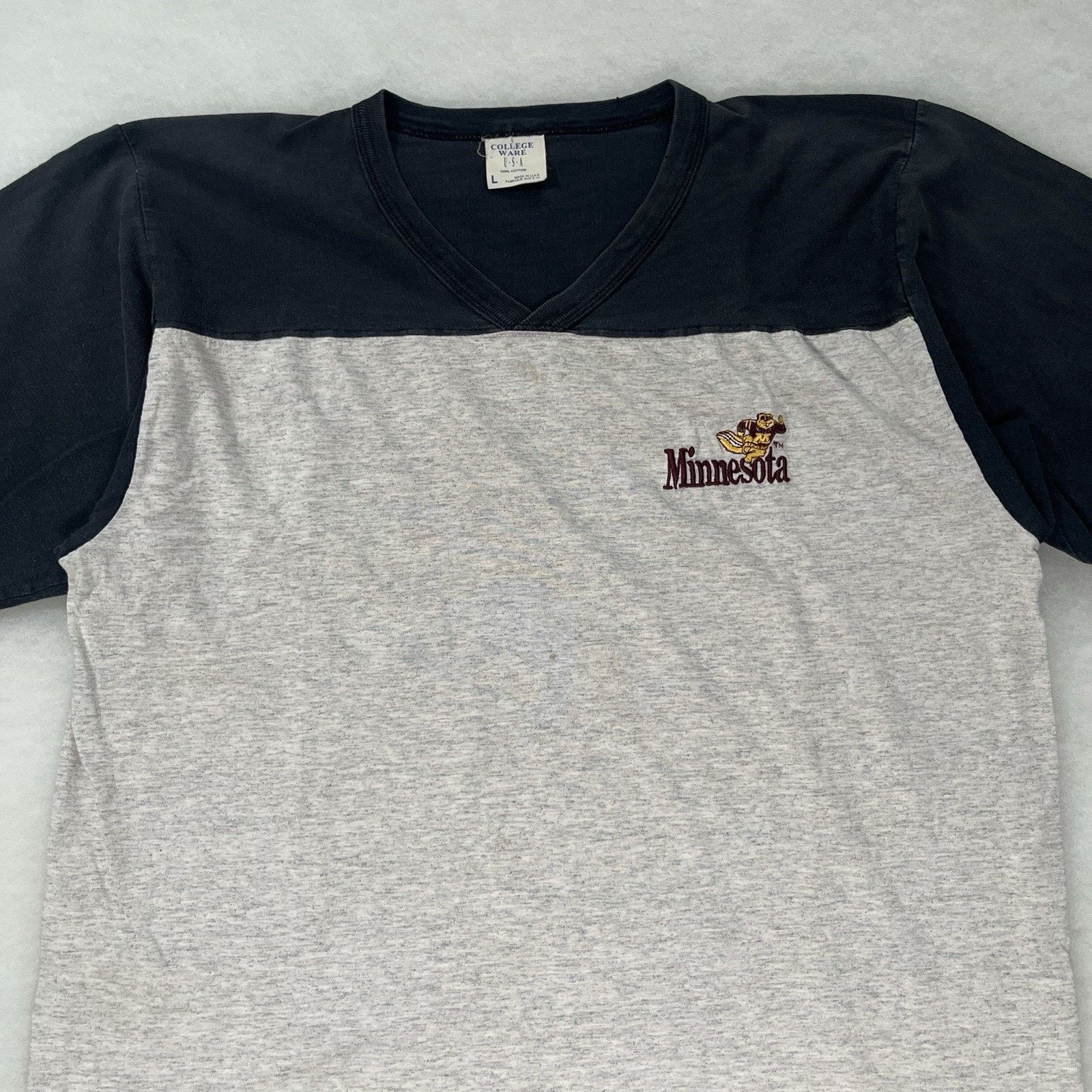 Other Vintage 90’s Embroidered Golden Gophers NCAA T Shirt Size L Size US L / EU 52-54 / 3 - 2 Thumbnail