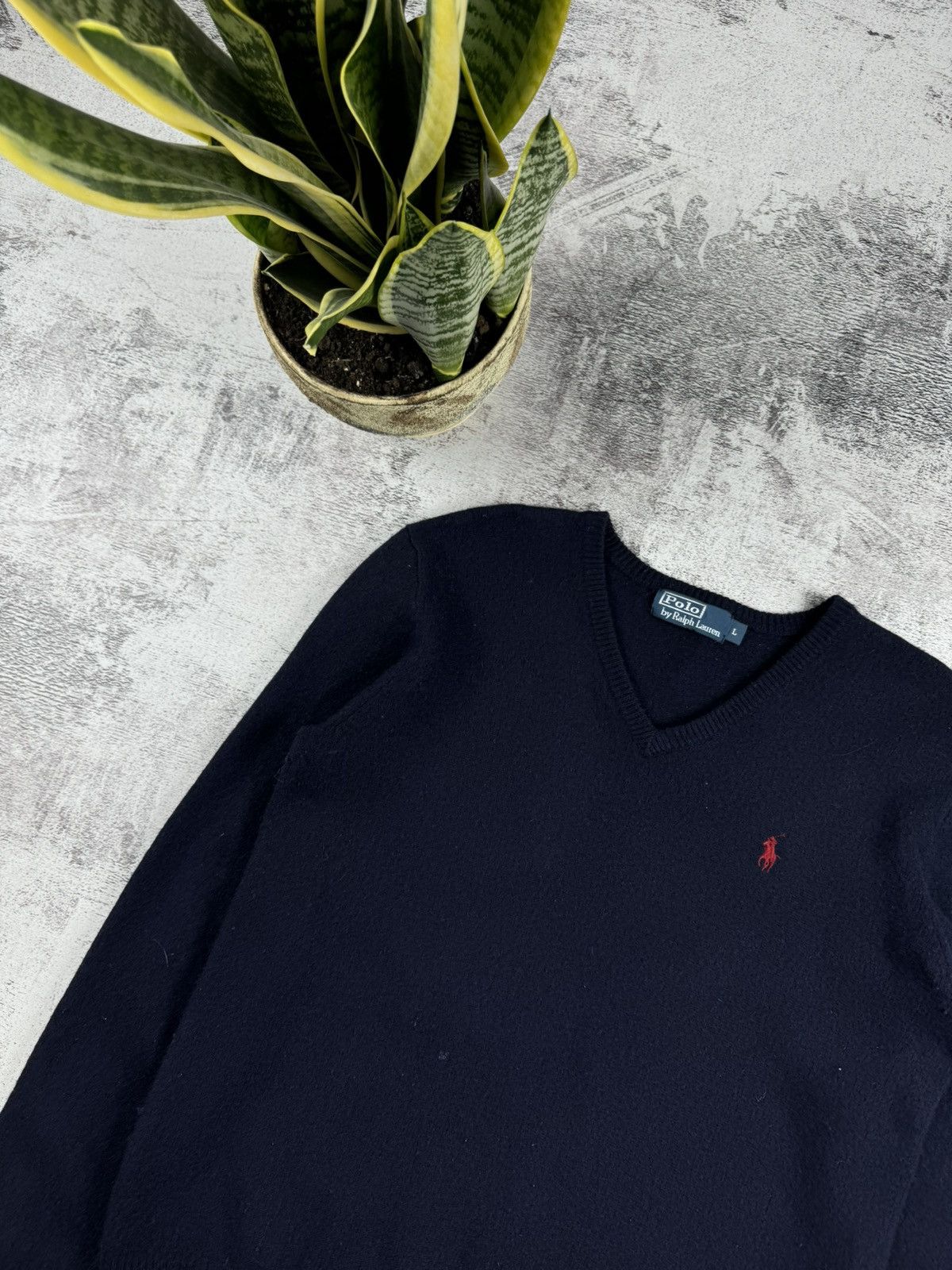 Polo Ralph Lauren 90S Polo Ralph Lauren Lambs Wool V-Neck Old Money Sweater Size US L / EU 52-54 / 3 - 4 Thumbnail