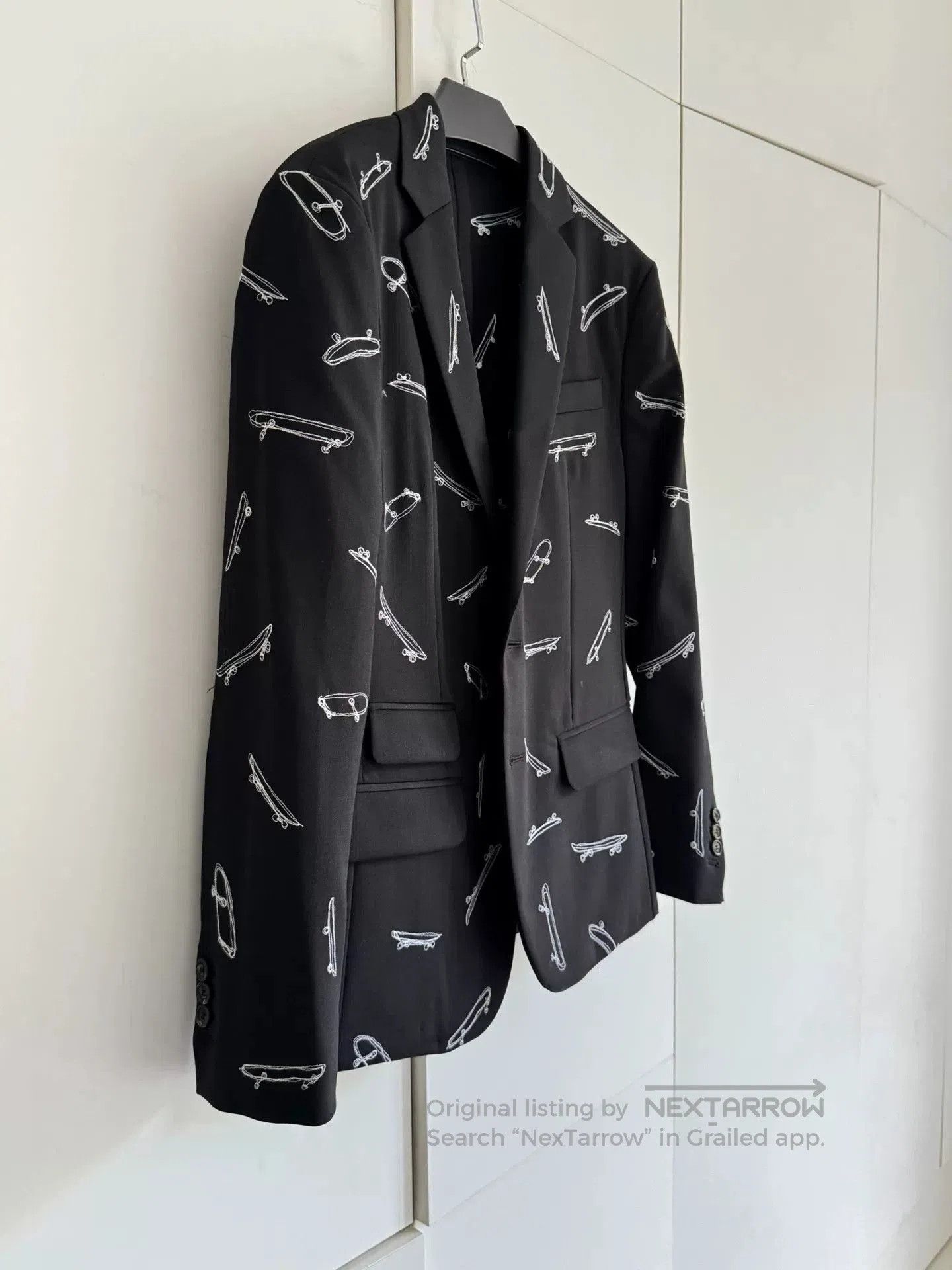 Dsquared2 Dsquared2 Black Skateboard Print Suit Jacket. Size US S / EU 44-46 / 1 - 2 Thumbnail