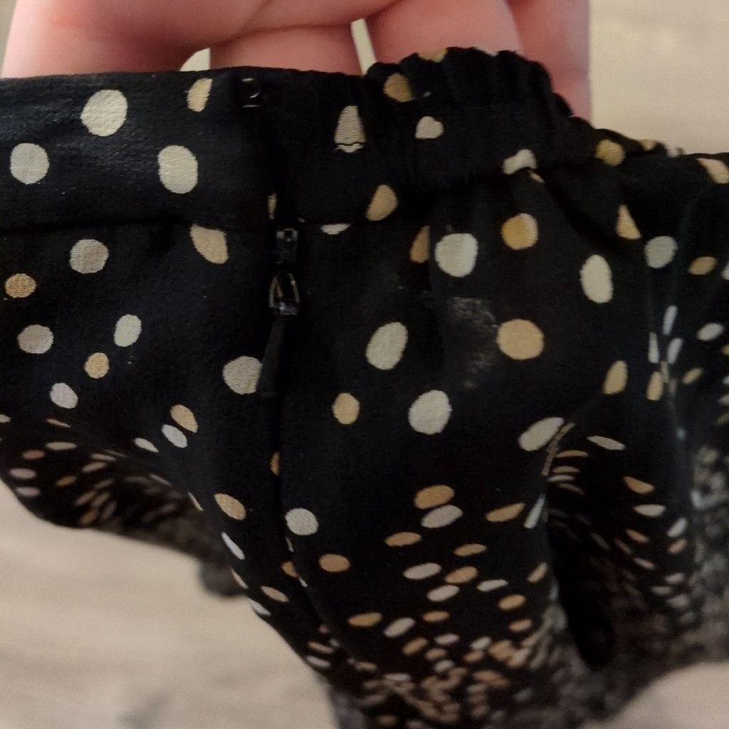 Talbots Talbots Skirt Silk Polka Dot Hi-Lo ruffle hem Size 14 Pet. Size 36" / US 14 / IT 50 - 4 Thumbnail