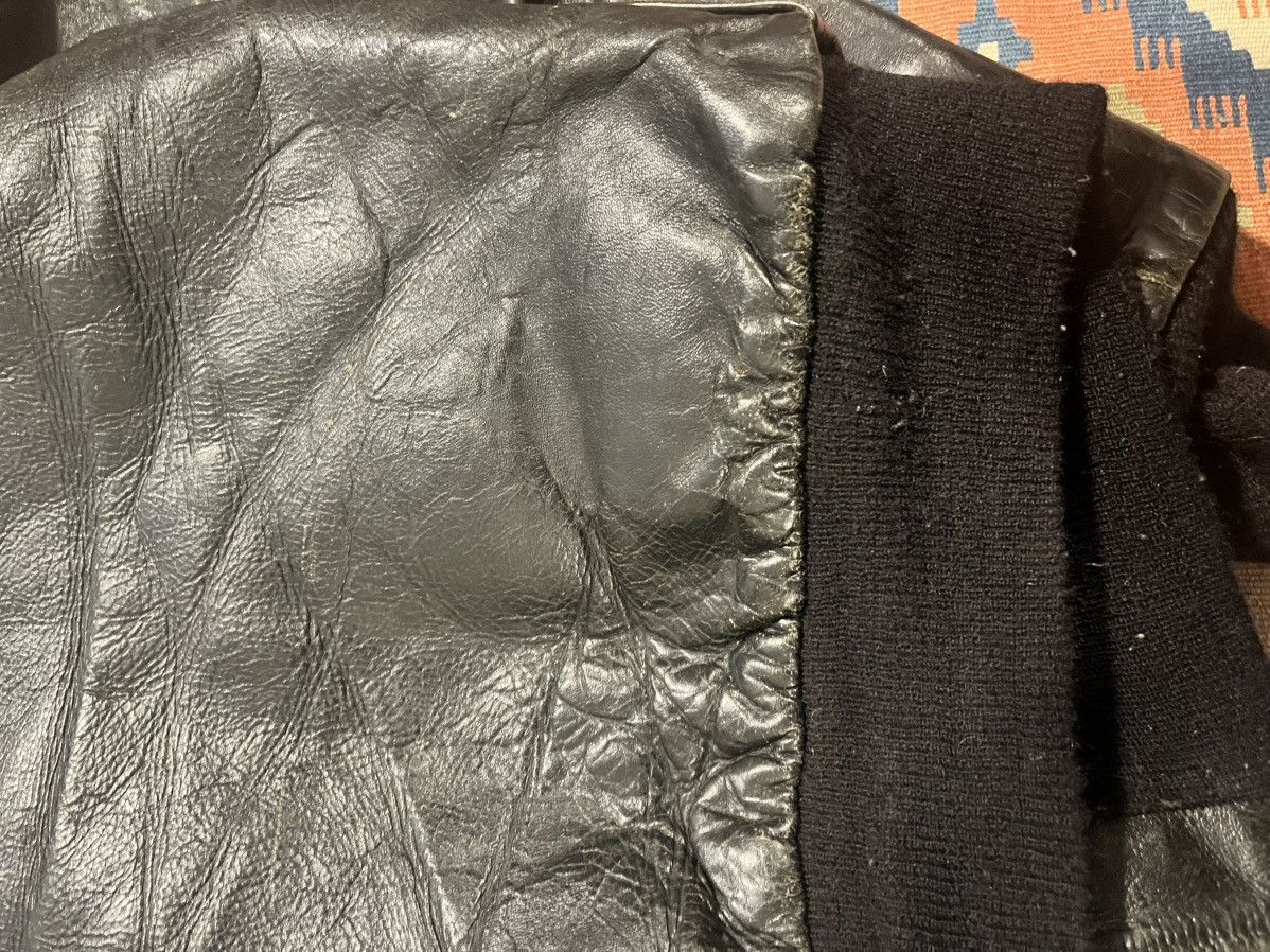 Japanese Brand Vintage 50’s cropped leather bomber jacket Size US L / EU 52-54 / 3 - 23 Thumbnail