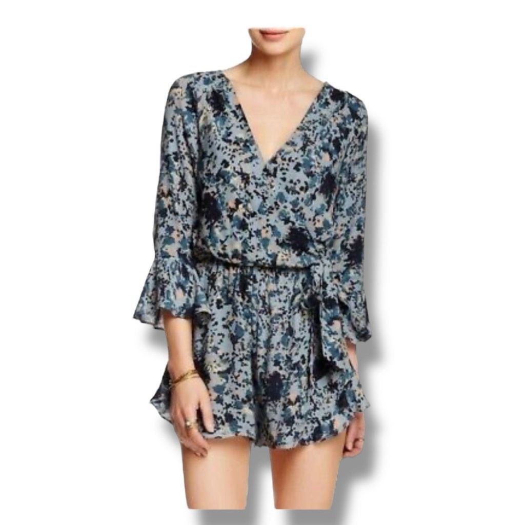 Free People Free People All The Right Ruffles Floral Romper Size Small Size US 26 / EU 42 - 1 Thumbnail