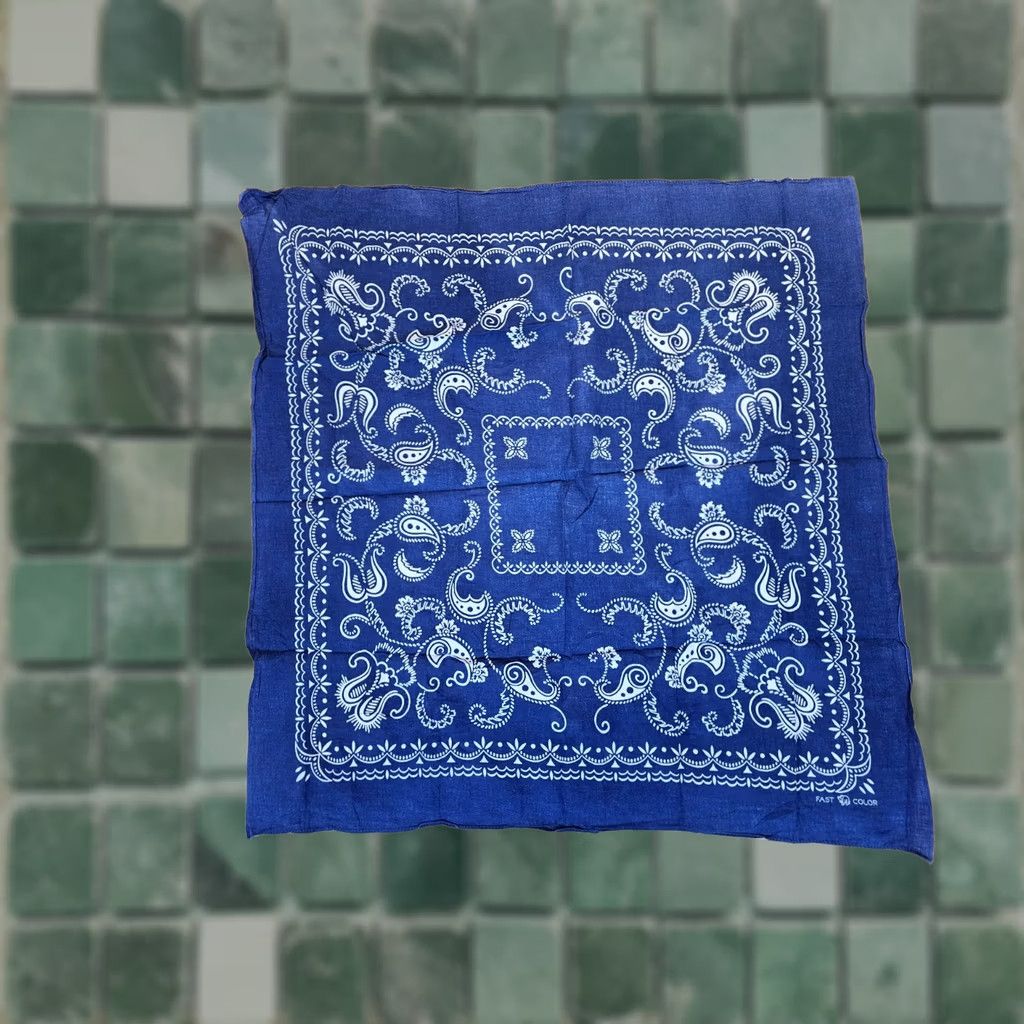 Vintage VINTAGE Bandana Navy Elephants 50's 24INCH X 24INCH Scarf Mens Cotton Western Pattern Solid XS? Size ONE SIZE - 1 Thumbnail