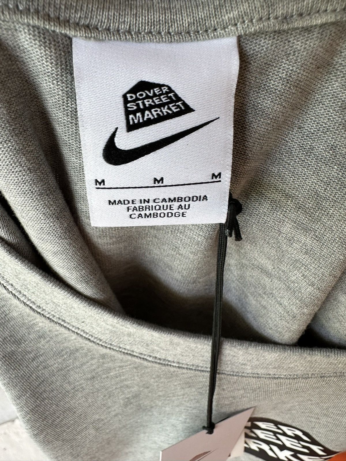Dover Street Market × Nike nike dsm t-shirt Size US M / EU 48-50 / 2 - 3 Thumbnail