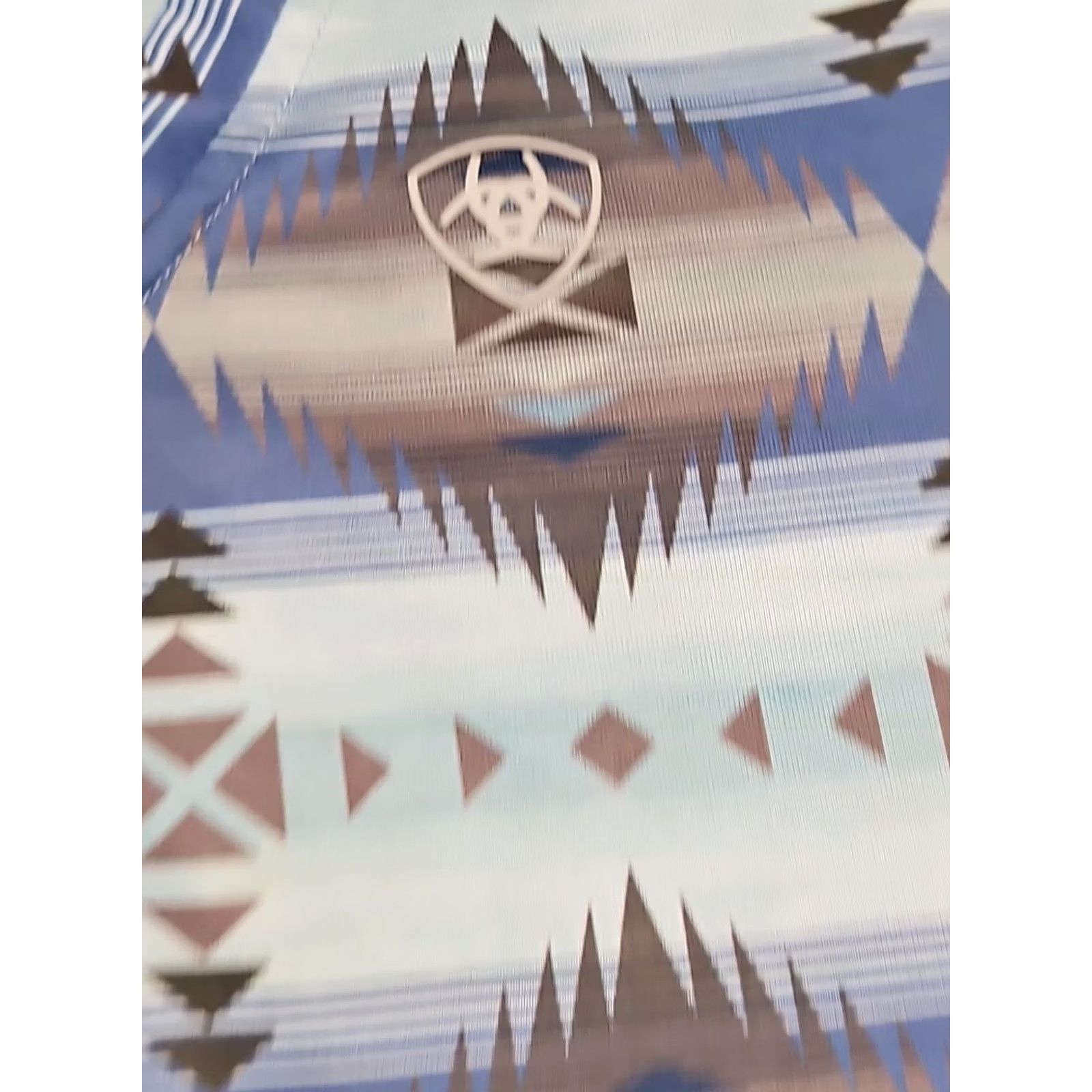 Ariat AriatTEK Womens Medium Blue Aztec Print V Neck Performance Shirt Western Shirt Mens? Women? Size M / US 6-8 / IT 42-44 - 5 Thumbnail