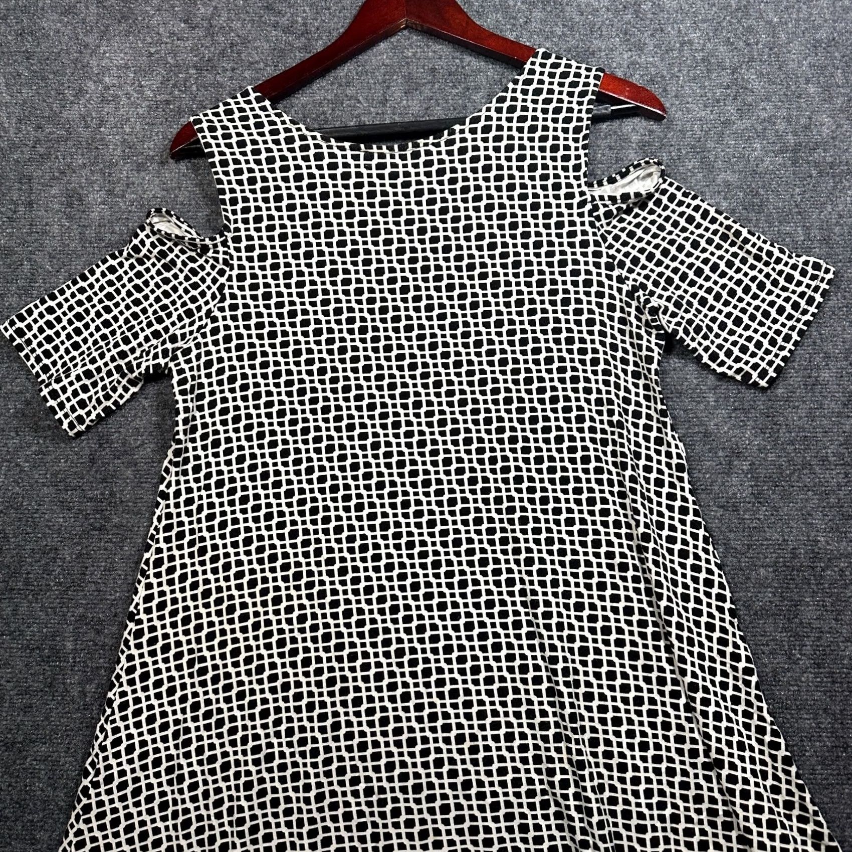 Adrianna Papell Adrianna Papell Dress Womens S Knit A-Line Cold Shoulder Print Geometric Size S / US 4 / IT 40 - 7 Thumbnail