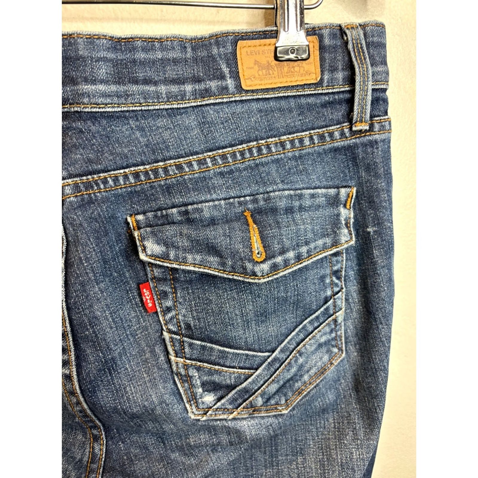 Levi's Levi’s 525 Jeans Straight Regular 525 Series Denim Blue 32x29 Size 10 Women Waist Stretch Pockets Vintage: No Size 32" / US 10 / IT 46 - 2 Thumbnail