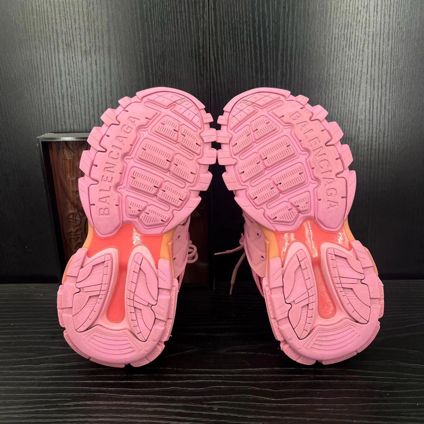 Balenciaga Balenciaga Track Pink LED 39 Size US 8.5 / IT 38.5 - 6 Thumbnail