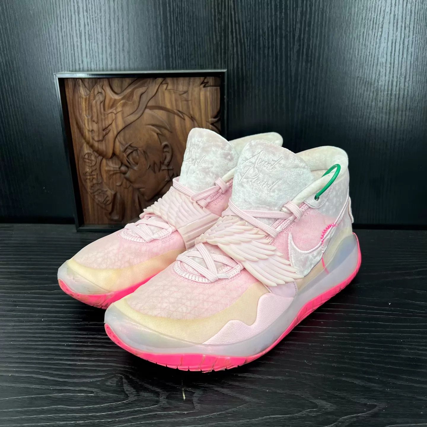 Nike Nike KD 12 Breast Cancer 44 Original Box Size US 11 / EU 44 - 1 Thumbnail