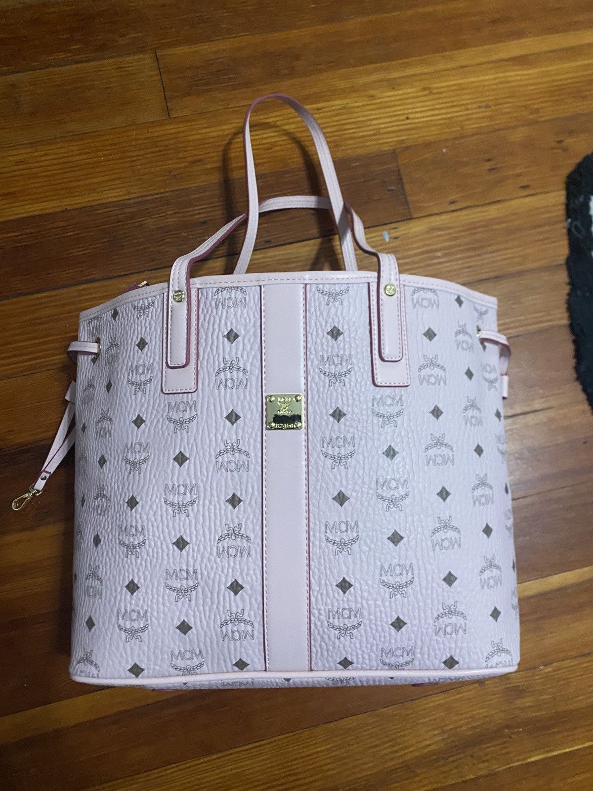 MCM MCM Reversible Shopper Tote – Pink w/ Pouch Size ONE SIZE - 1 Thumbnail