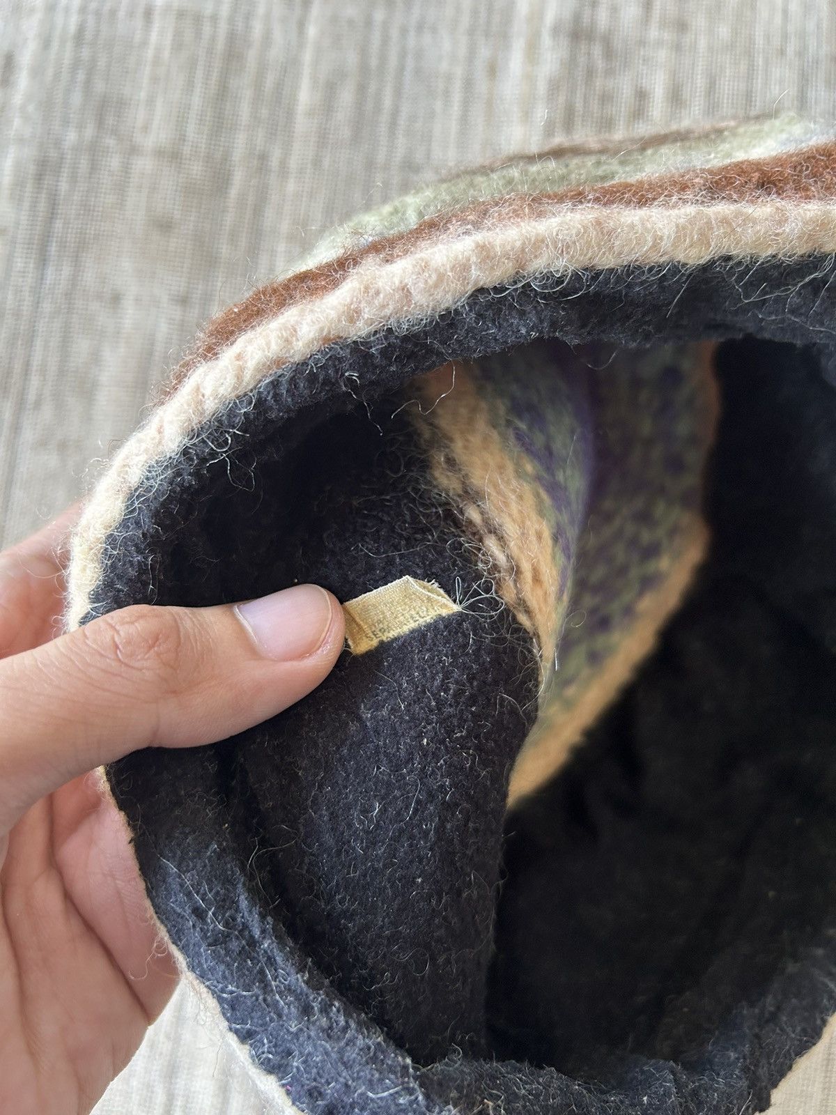 Japanese Brand Knitted Multicolour Fur Beanie Hats Size ONE SIZE - 6 Thumbnail