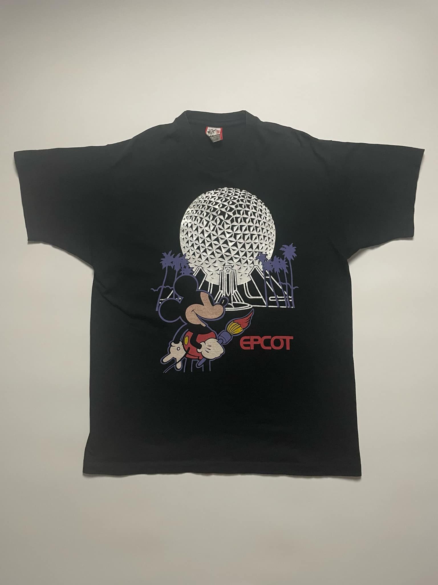Disney × Mickey Mouse × Vintage Vintage Disney Epcot Mickey Shirt Size US XL / EU 56 / 4 - 1 Thumbnail