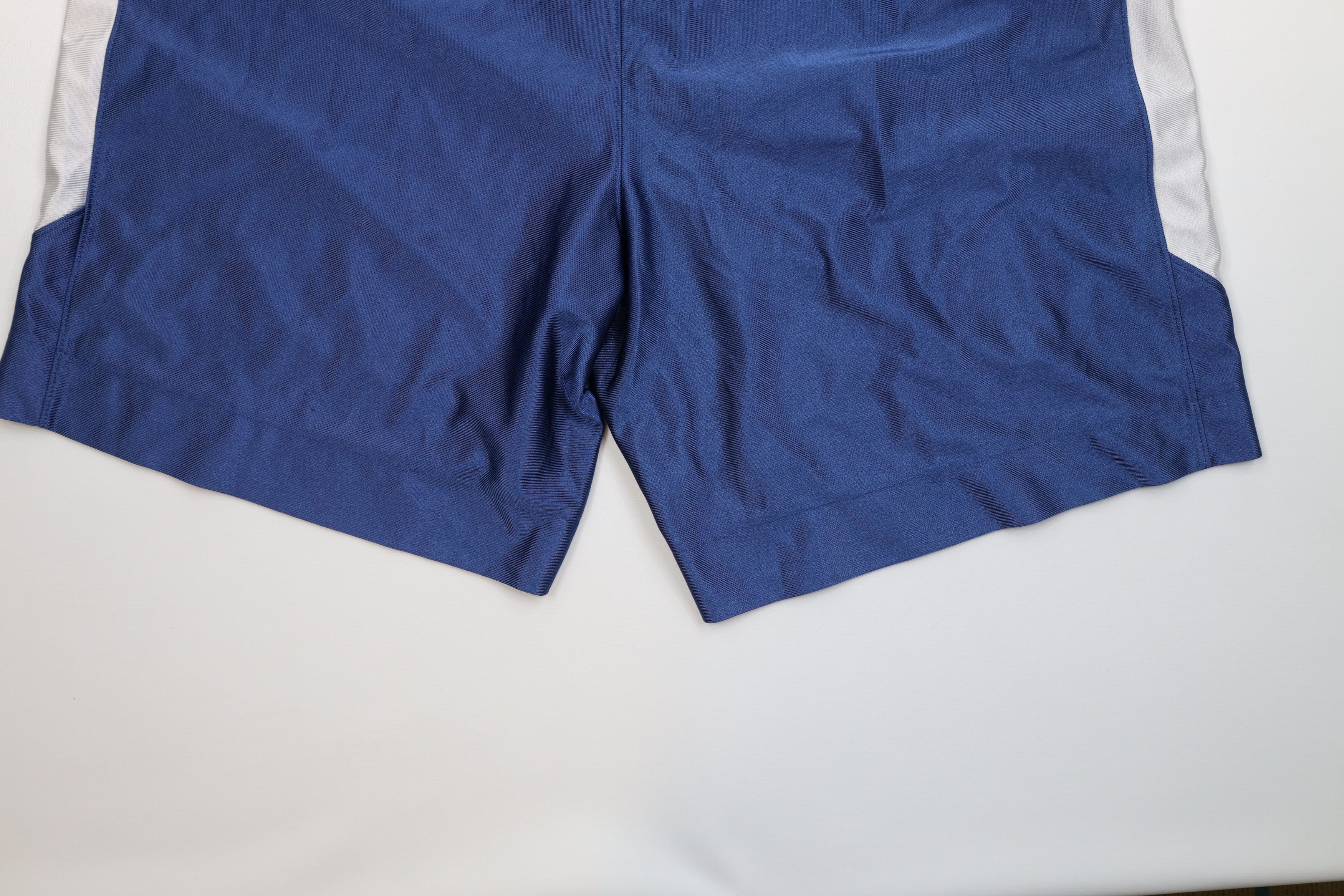 Nike Vintage Nike Mini Swoosh Duke University Basketball Shorts Size US 38 / EU 54 - 13 Thumbnail
