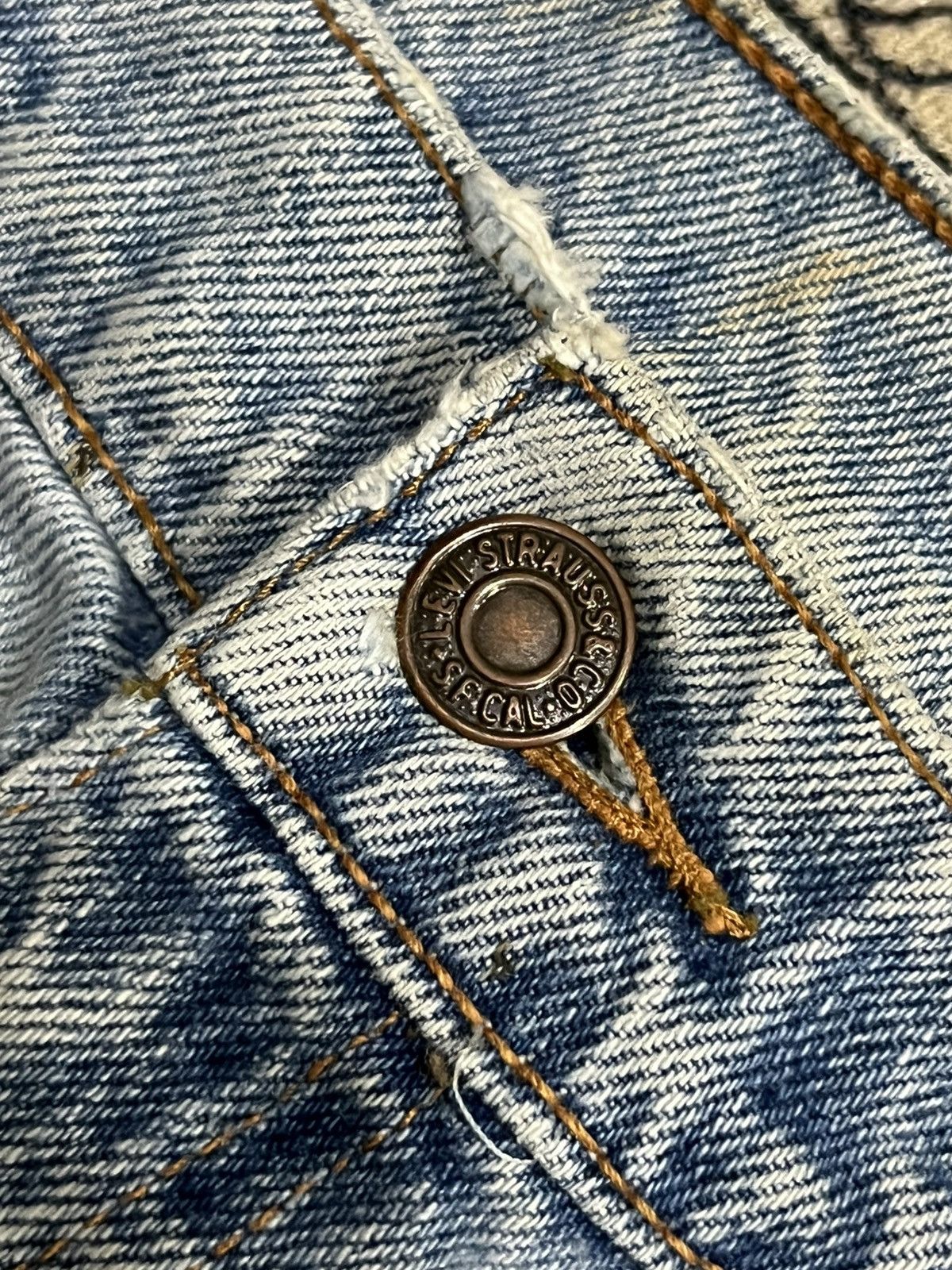 Vintage Vintage 90s Levi’s 505 Batwing Regular Straight Trashed Jean Size US 36 / EU 52 - 5 Thumbnail