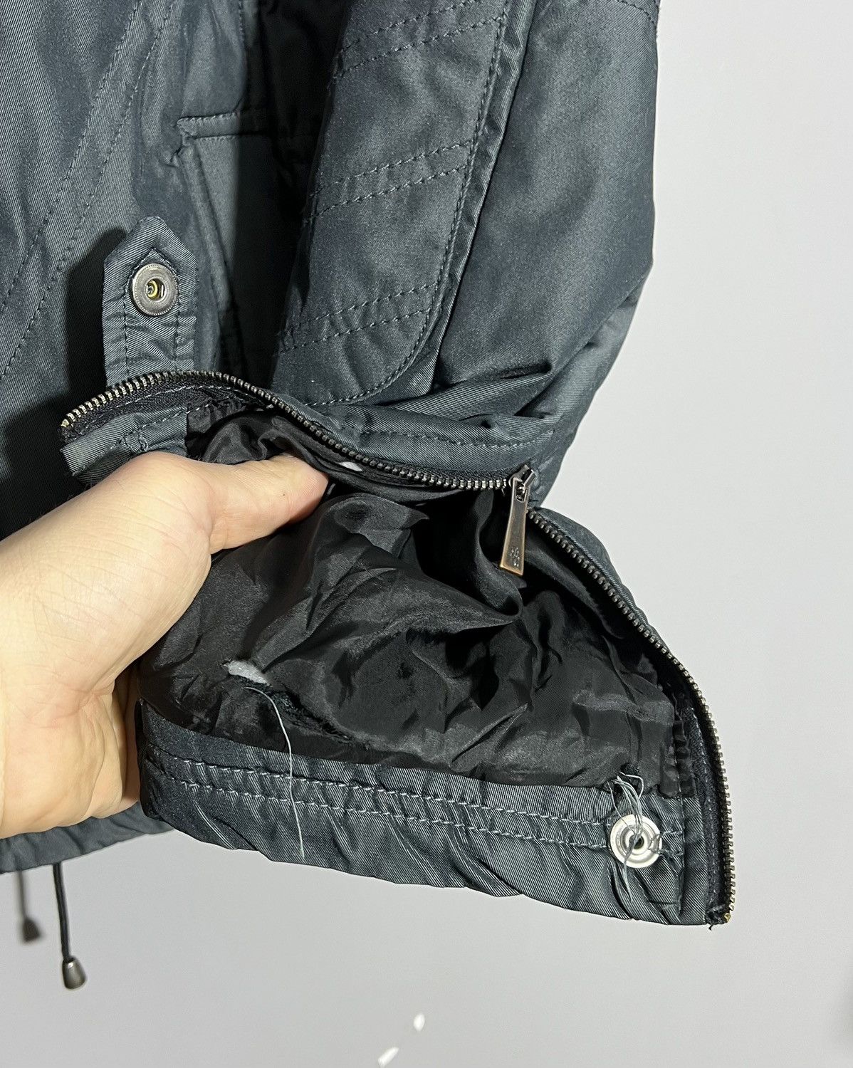 Versace × Versace Jeans Couture × Vintage Vintage Versace Jeans Couture Nylon Jacket Size US M / EU 48-50 / 2 - 9 Thumbnail