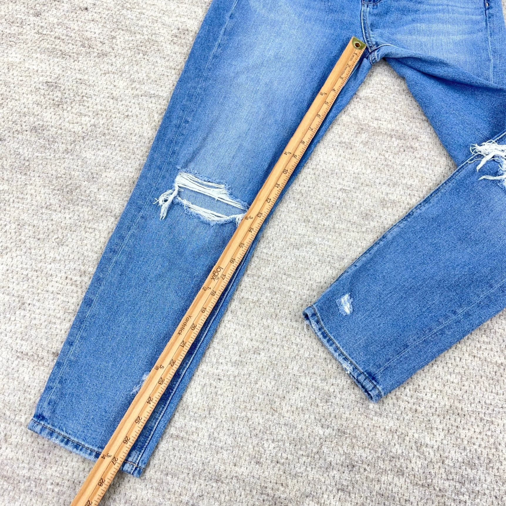 American Eagle Outfitters VINTAGE American Eagle Jeans Women 6 Mom Jean High Waist Ripped Distressed Baggy N Size 28" / US 6 / IT 42 - 6 Thumbnail